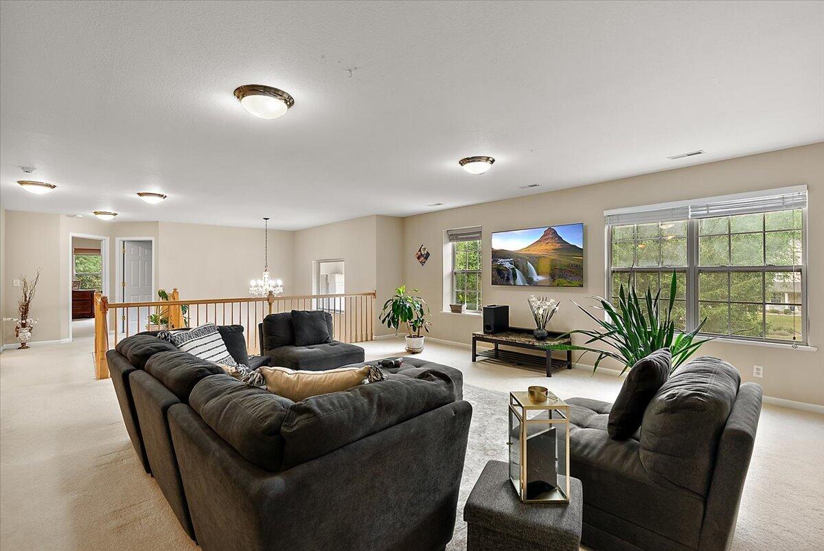 9354 Stratford Woods Trail Kalamazoo MI 49009
