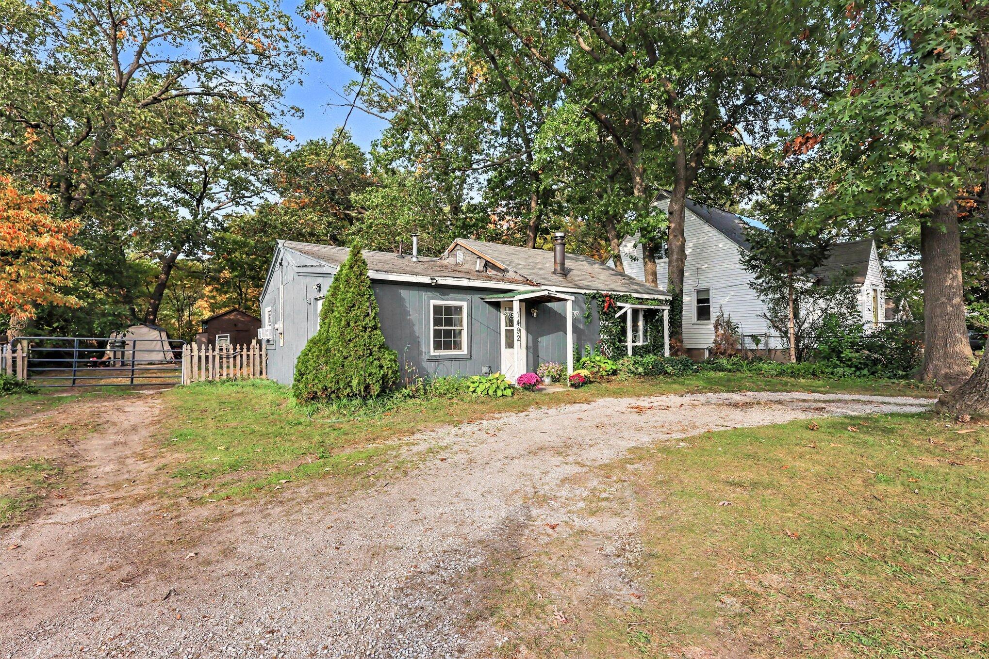 1492 E Broadway Avenue Norton Shores MI 49444