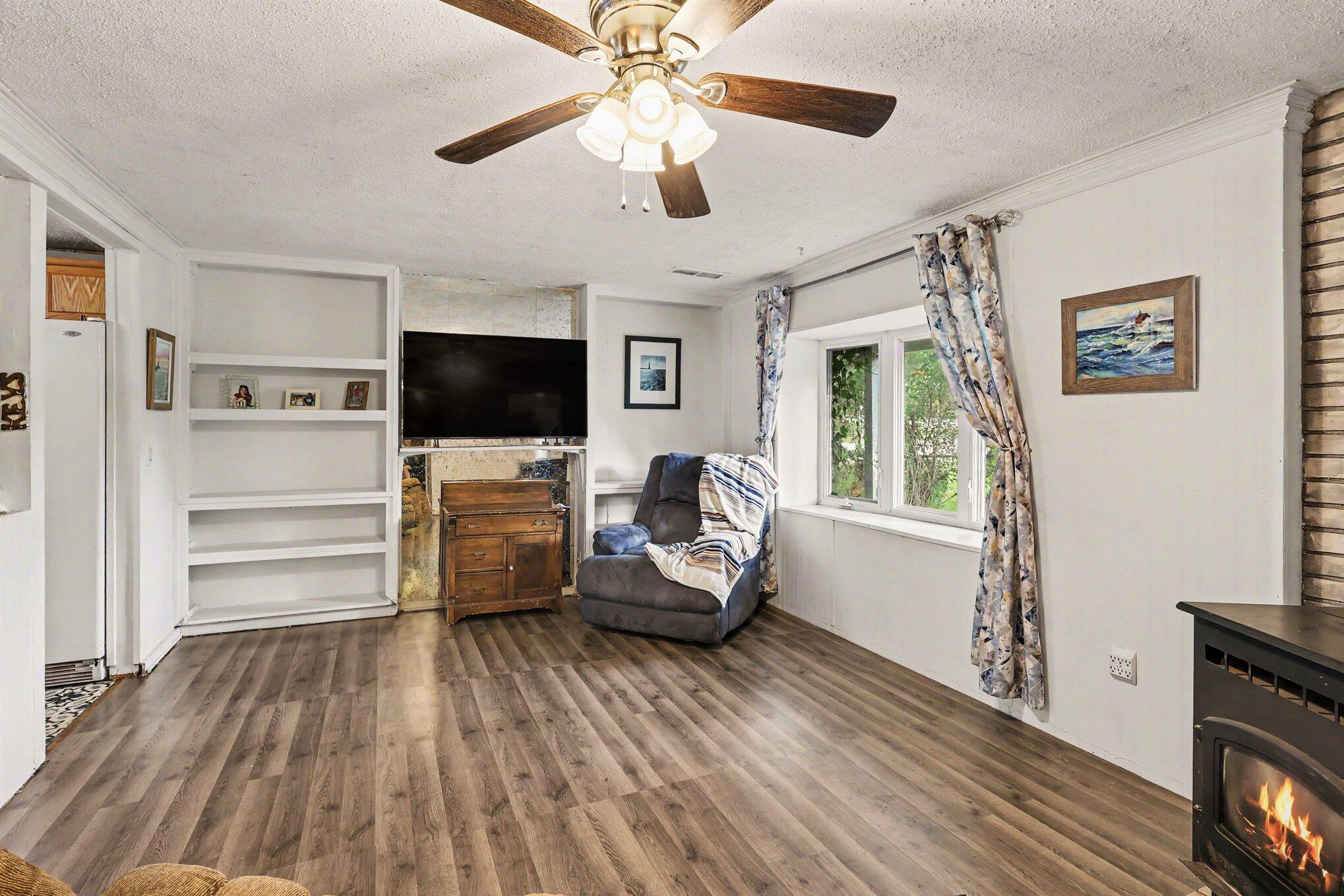 1492 E Broadway Avenue Norton Shores MI 49444