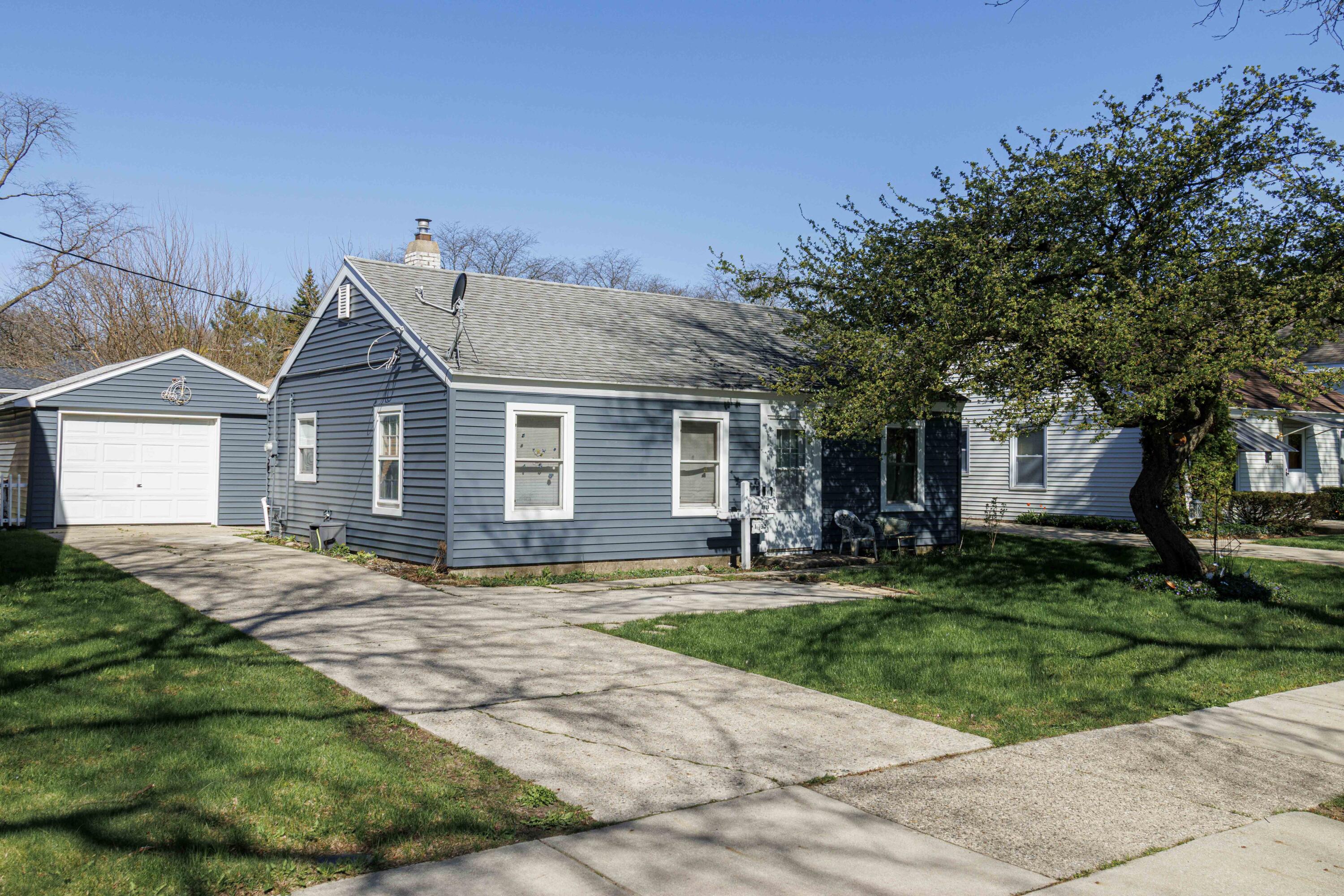 1409 Fuller Avenue NE Grand Rapids MI 49505