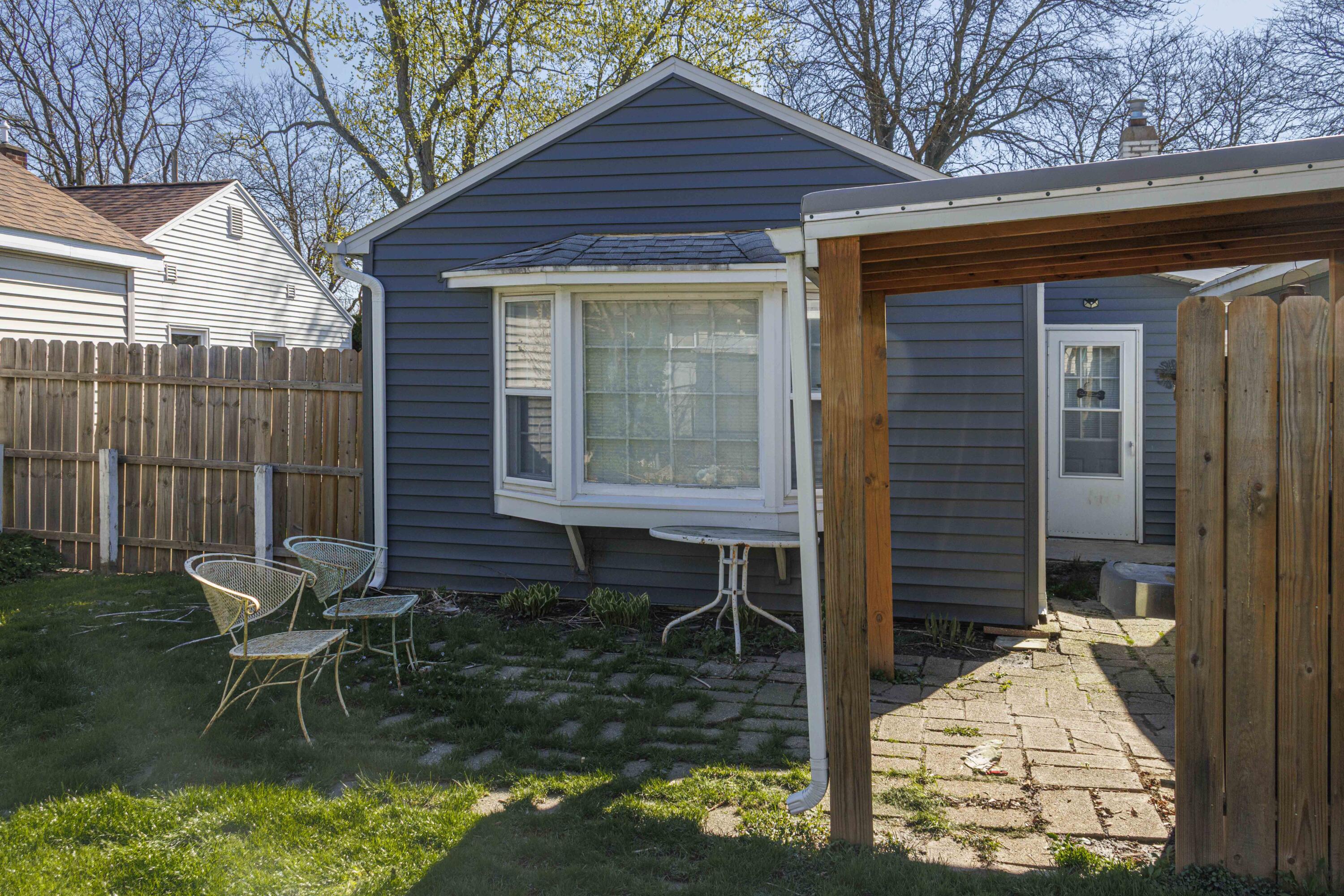 1409 Fuller Avenue NE Grand Rapids MI 49505