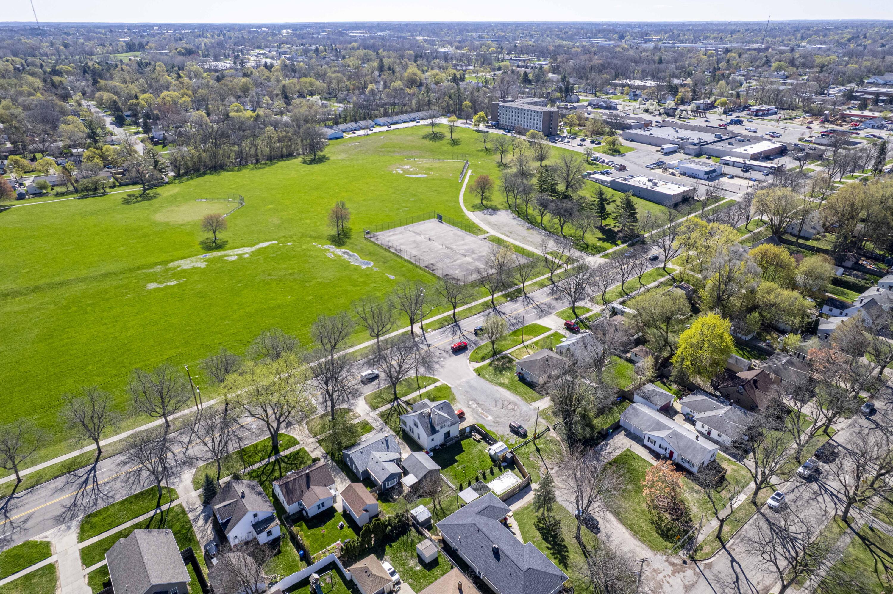 1409 Fuller Avenue NE Grand Rapids MI 49505