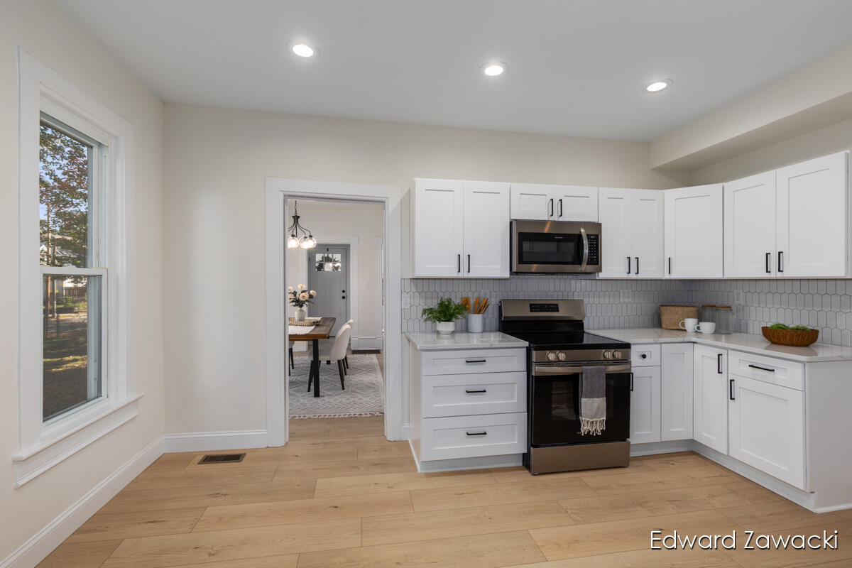 1043 Sigsbee Street SE Grand Rapids MI 49506