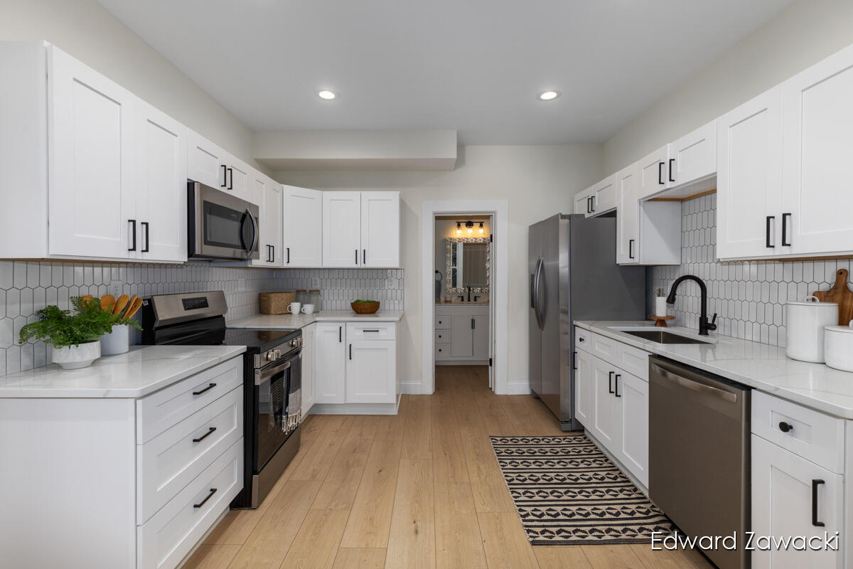 1043 Sigsbee Street SE Grand Rapids MI 49506