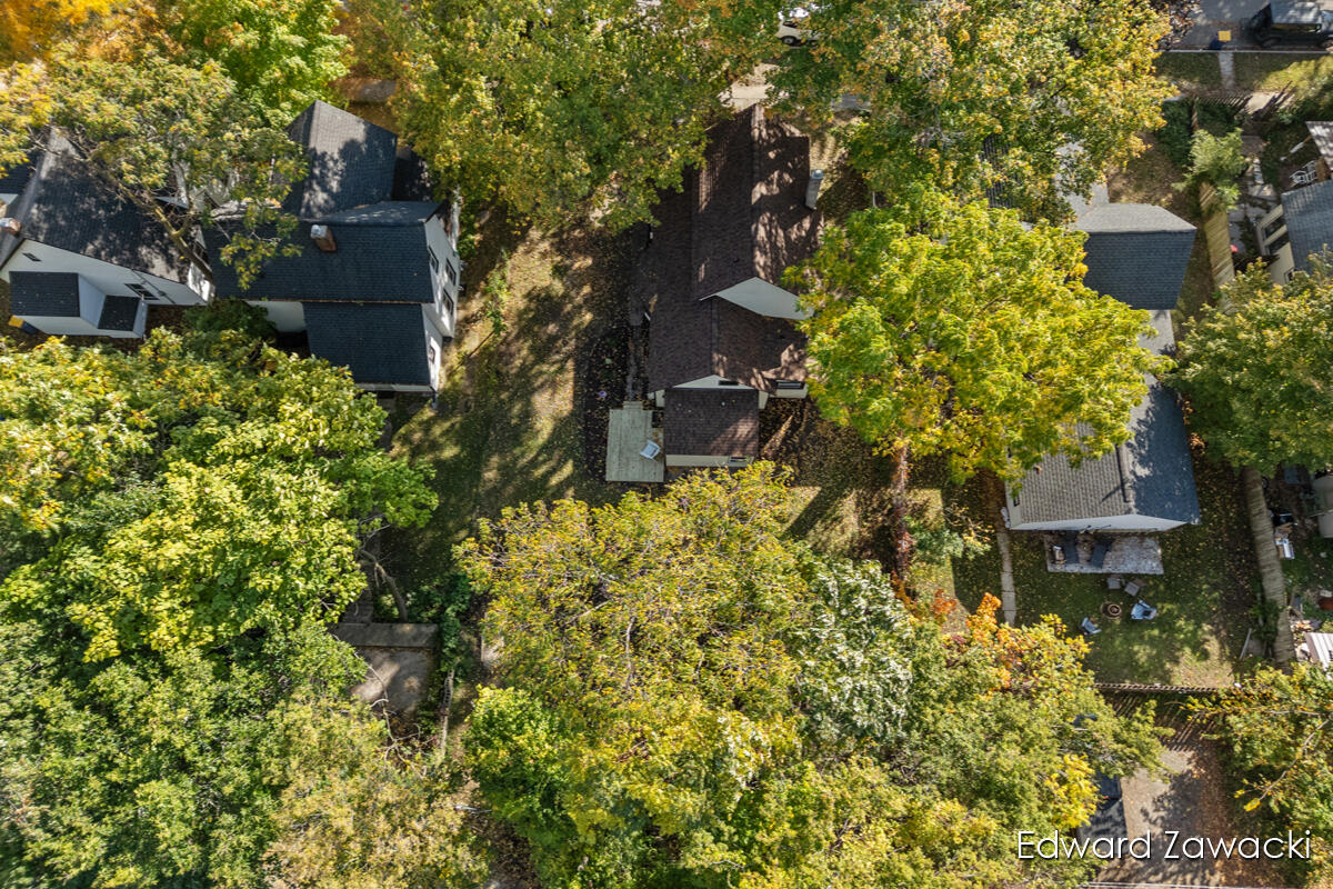 1043 Sigsbee Street SE Grand Rapids MI 49506