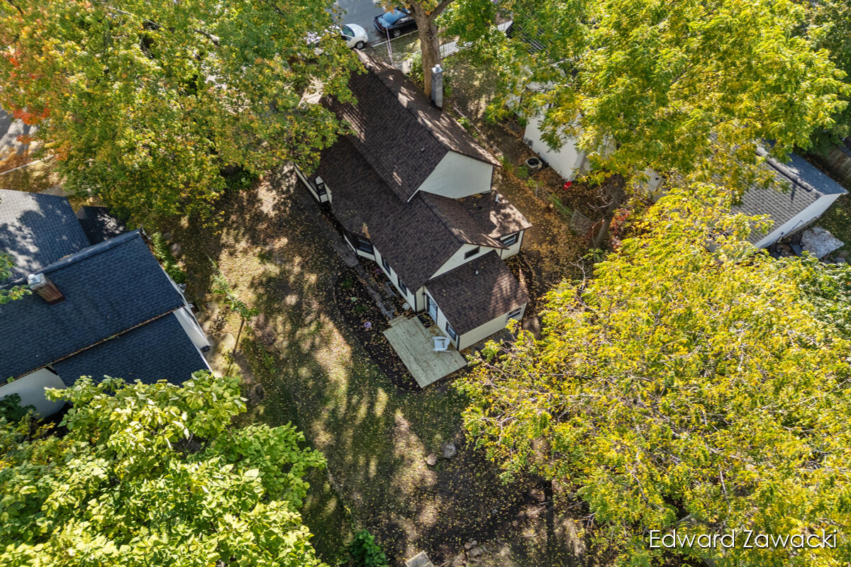 1043 Sigsbee Street SE Grand Rapids MI 49506