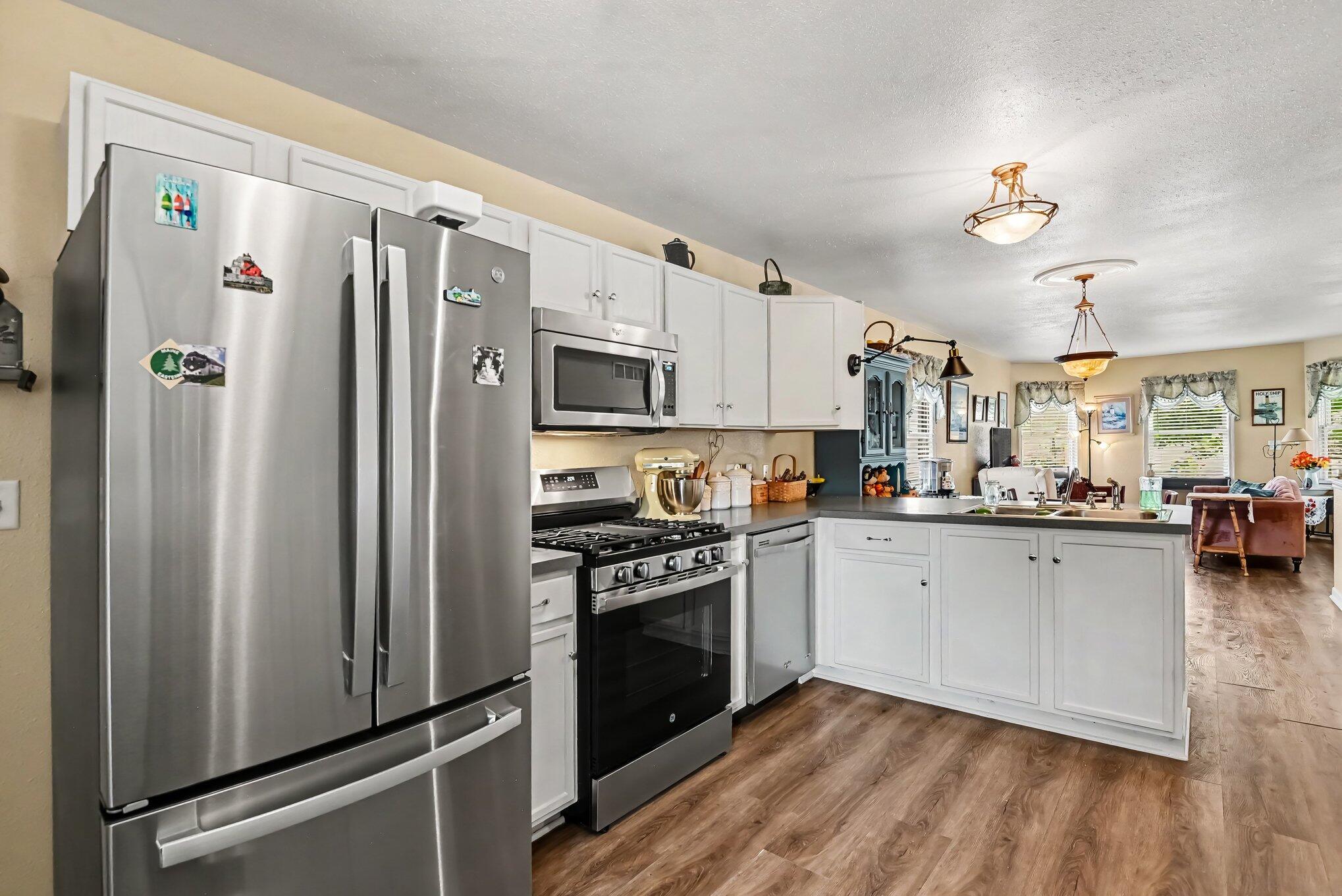 3301 Ridgemont Court Zeeland MI 49464