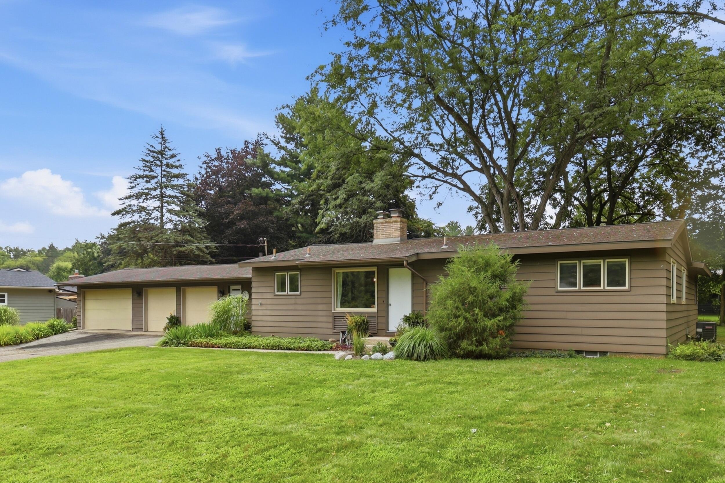 7284 Grachen Drive SE Grand Rapids MI 49546