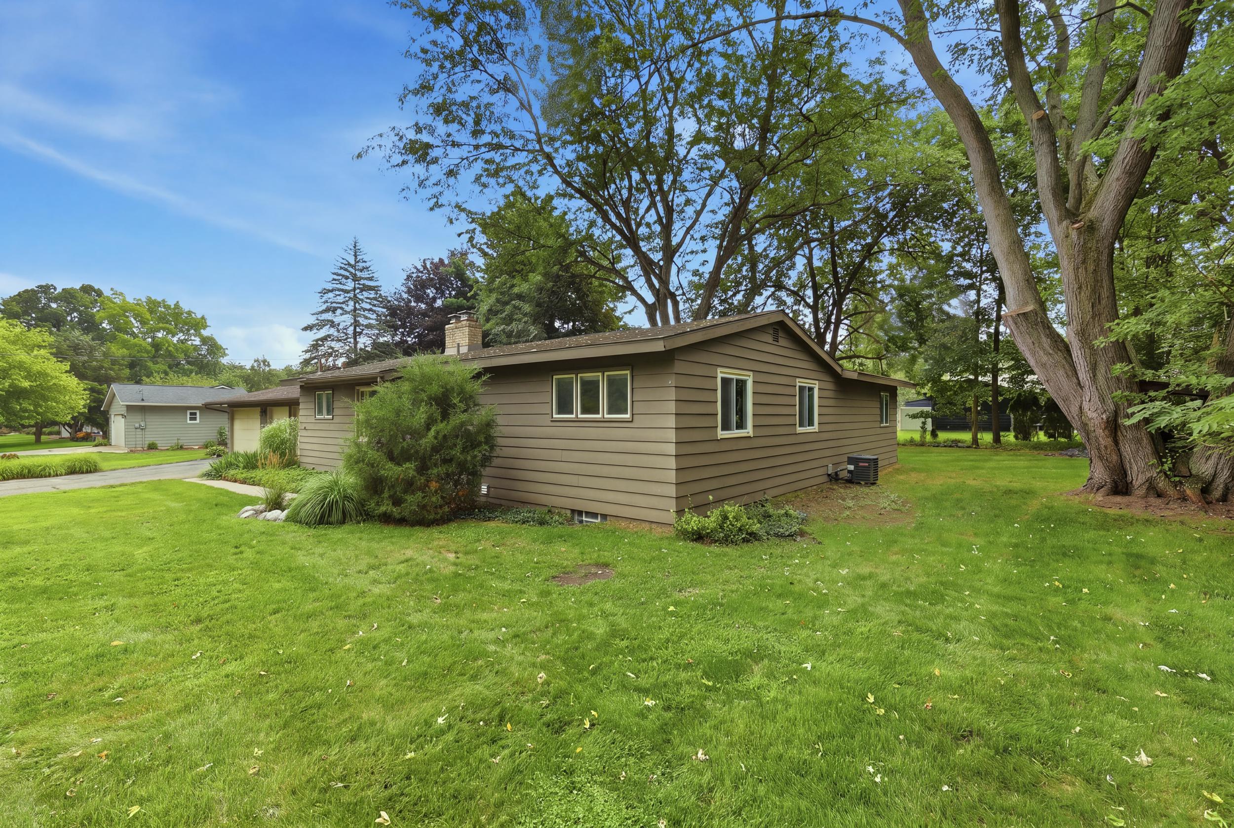 7284 Grachen Drive SE Grand Rapids MI 49546