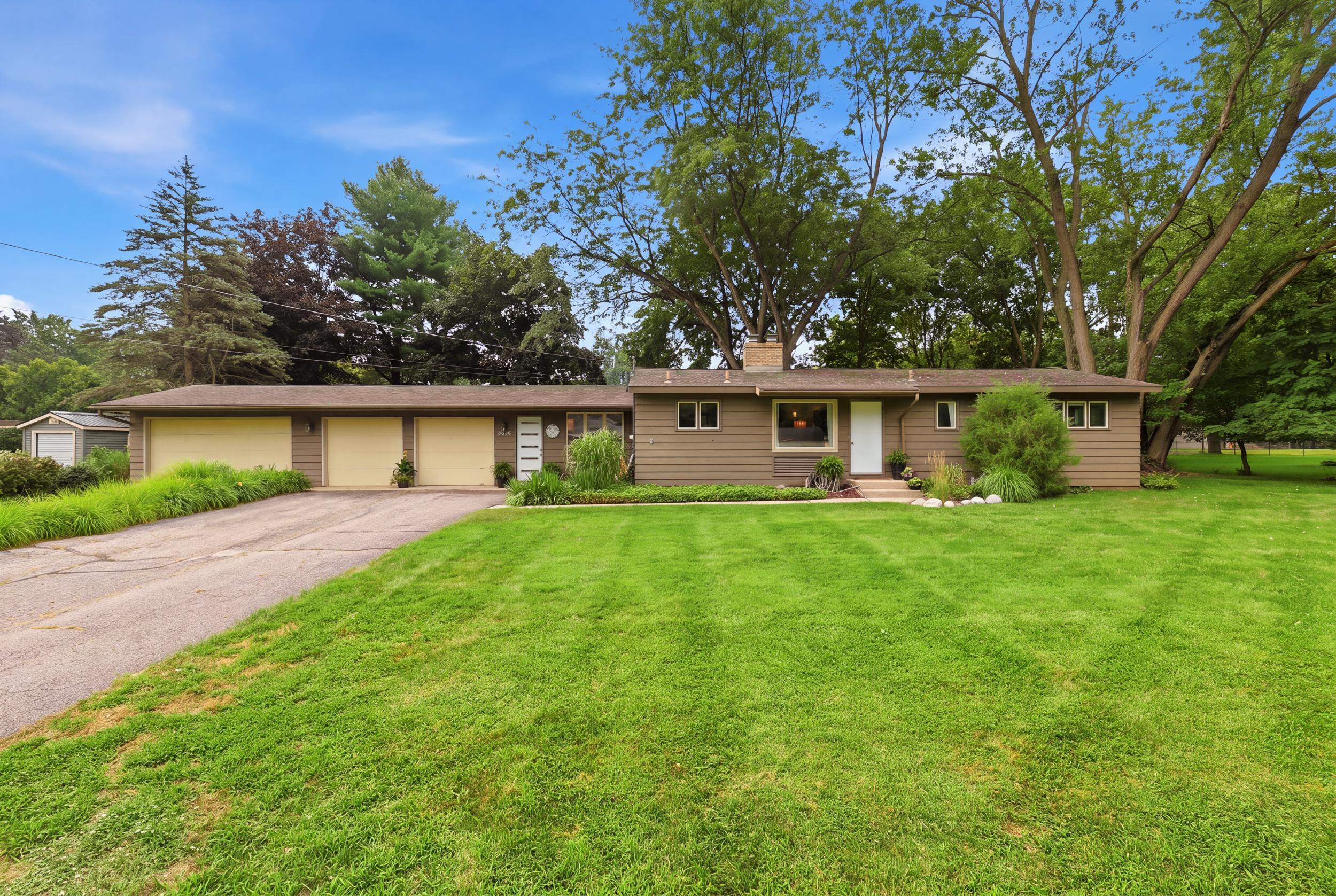 7284 Grachen Drive SE Grand Rapids MI 49546