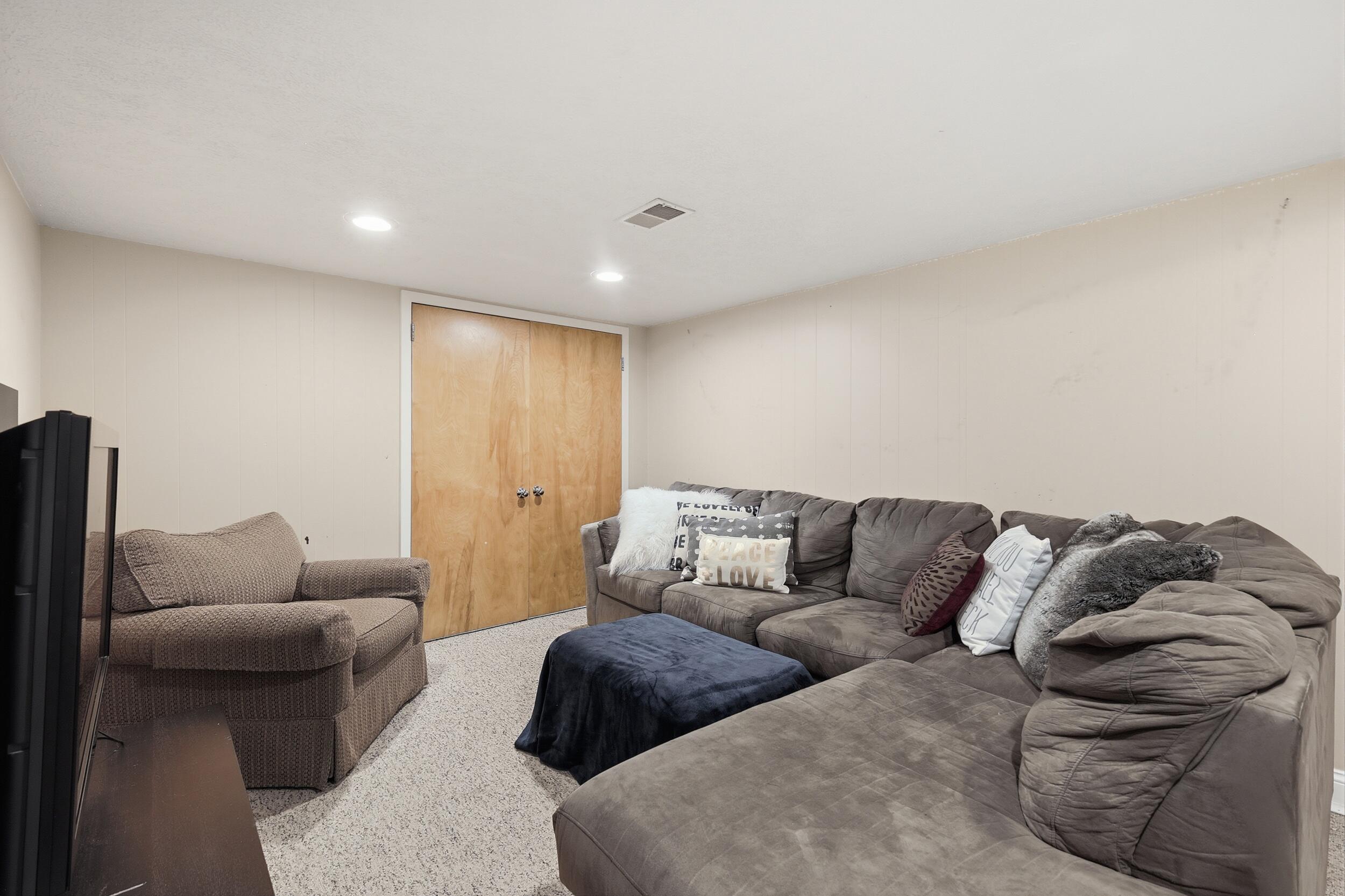 7284 Grachen Drive SE Grand Rapids MI 49546