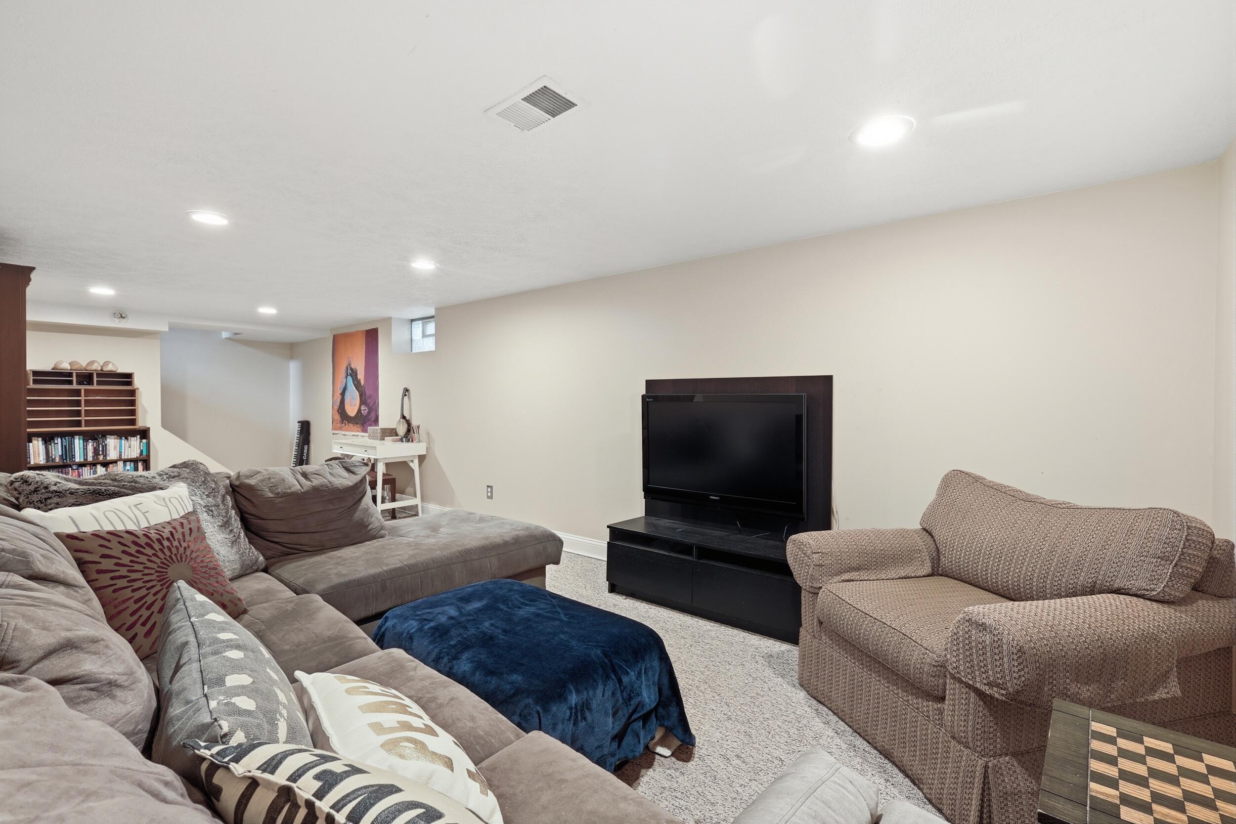 7284 Grachen Drive SE Grand Rapids MI 49546