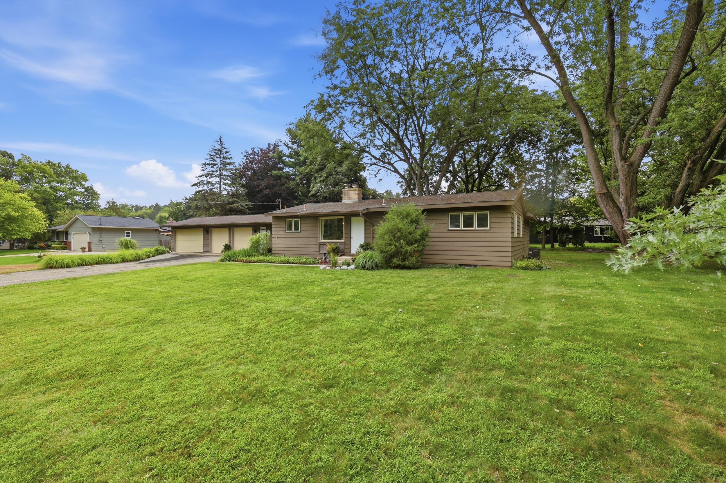 7284 Grachen Drive SE Grand Rapids MI 49546