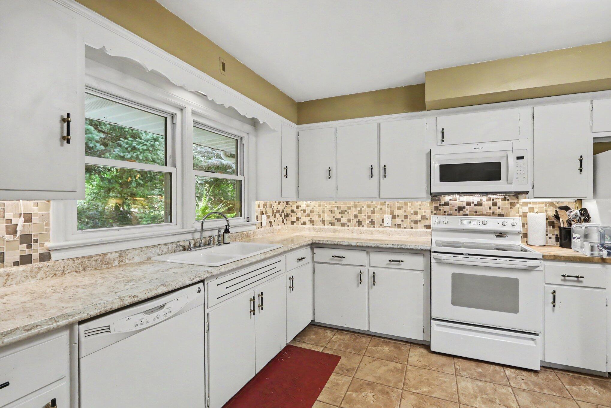 4309 Sunnybrook Drive Kalamazoo MI 49008