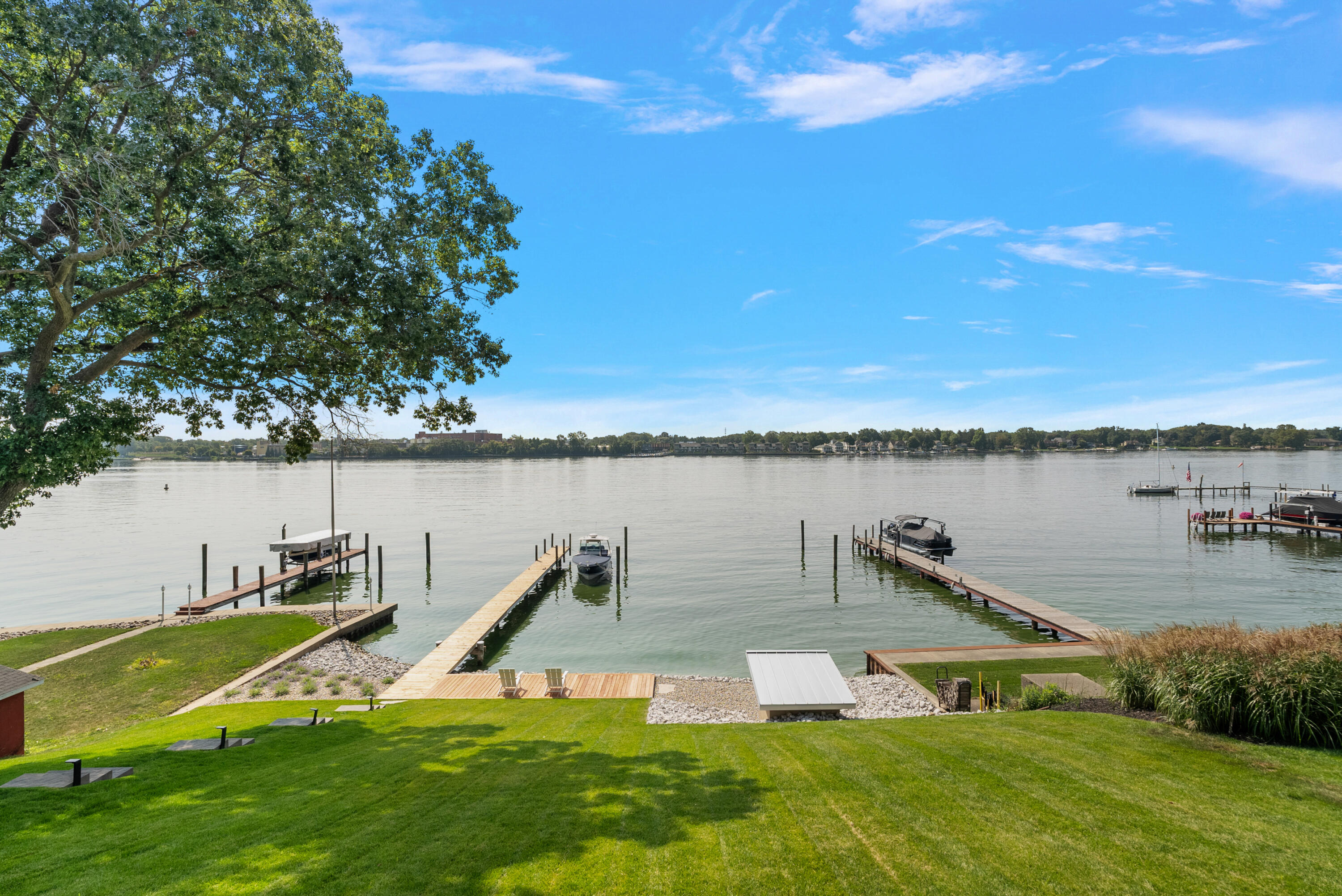 602 Lawn Avenue Holland MI 49424