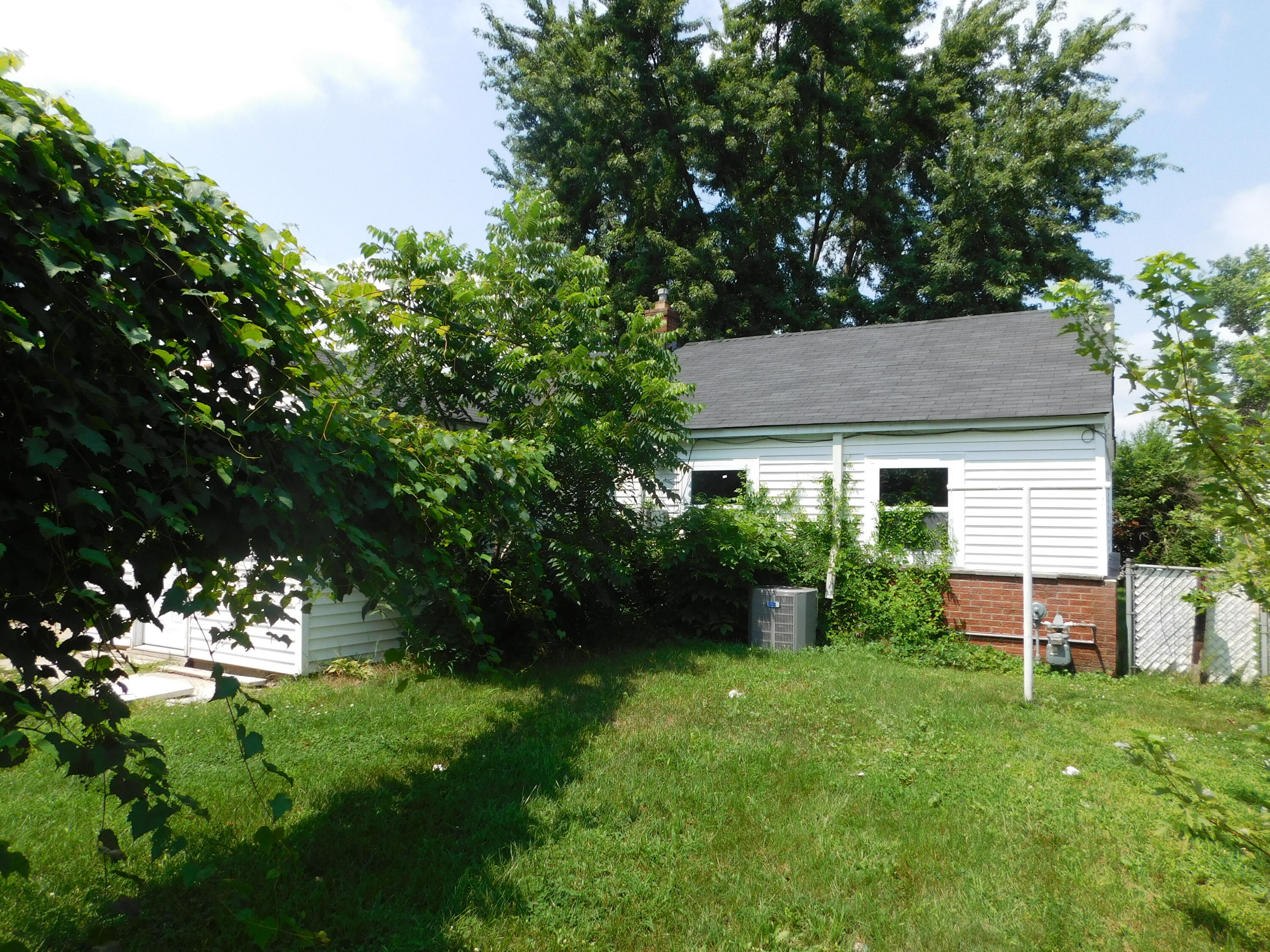 1710 Cass Street Niles MI 49120