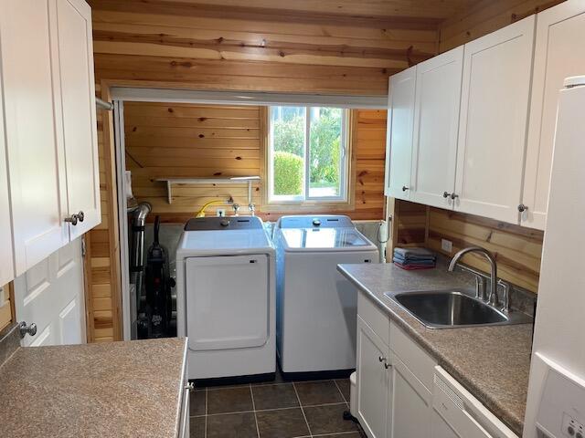 460 Summer Grv Drive Douglas MI 49406