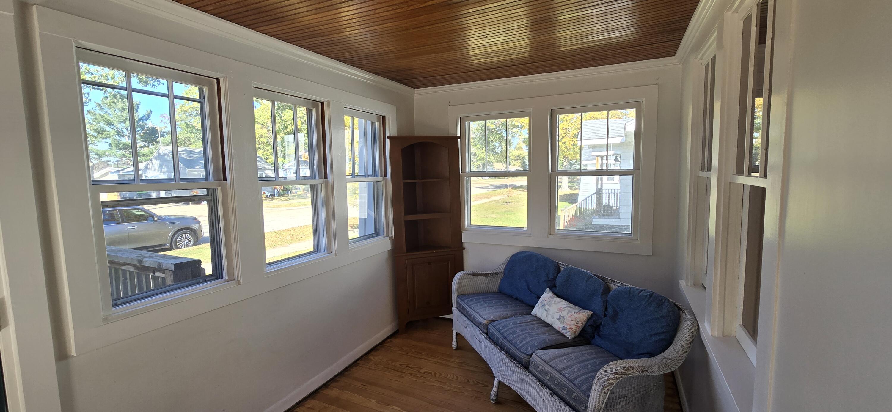 2003 Moulton Avenue Muskegon MI 49445