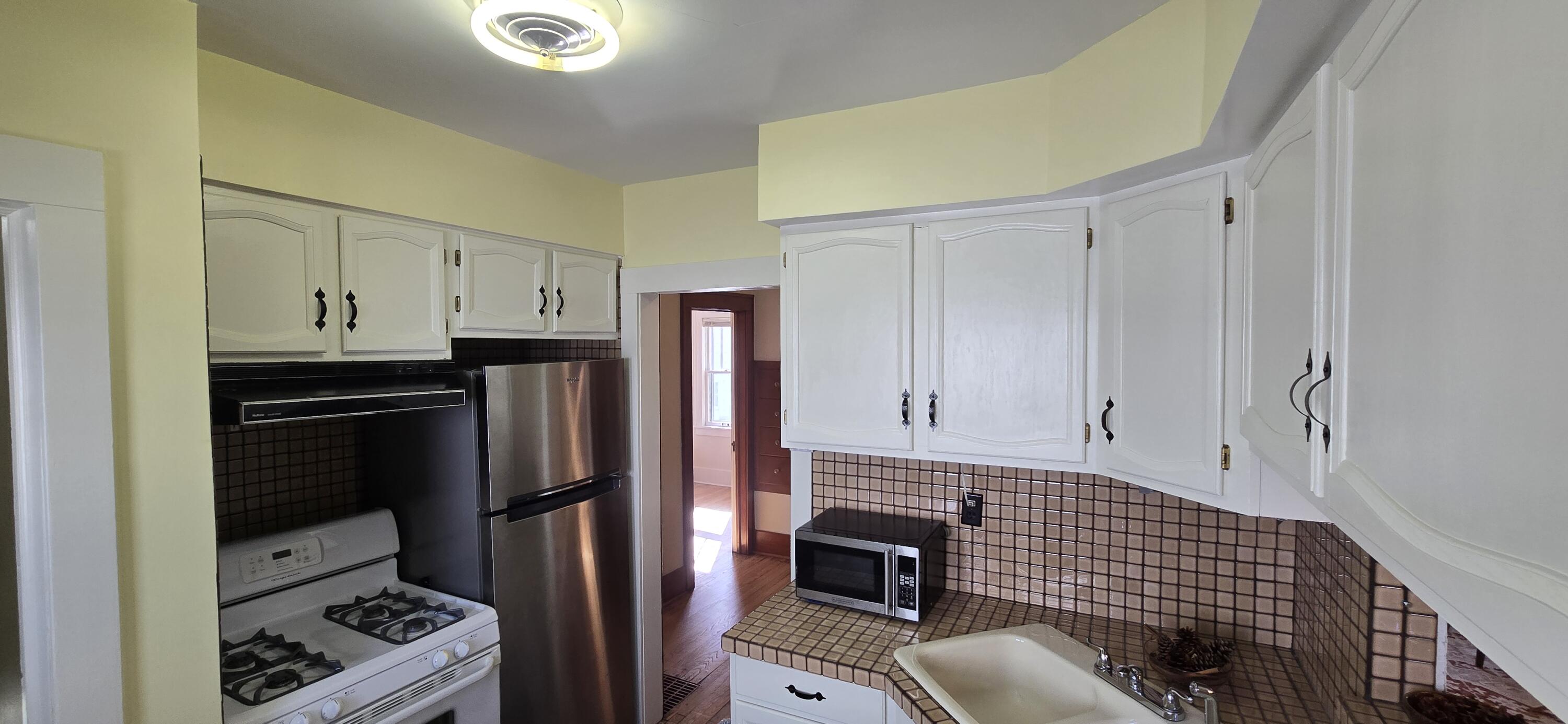 2003 Moulton Avenue Muskegon MI 49445