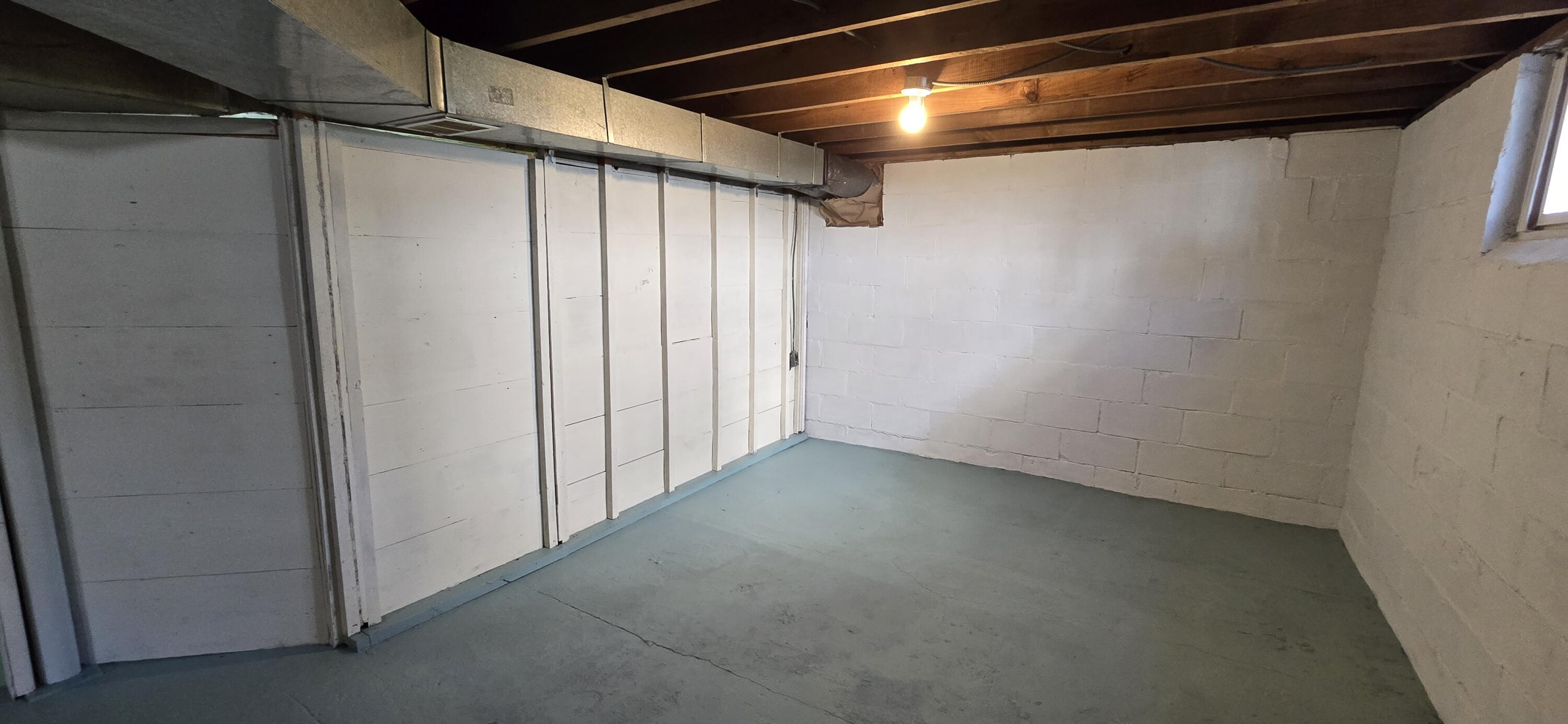 2003 Moulton Avenue Muskegon MI 49445