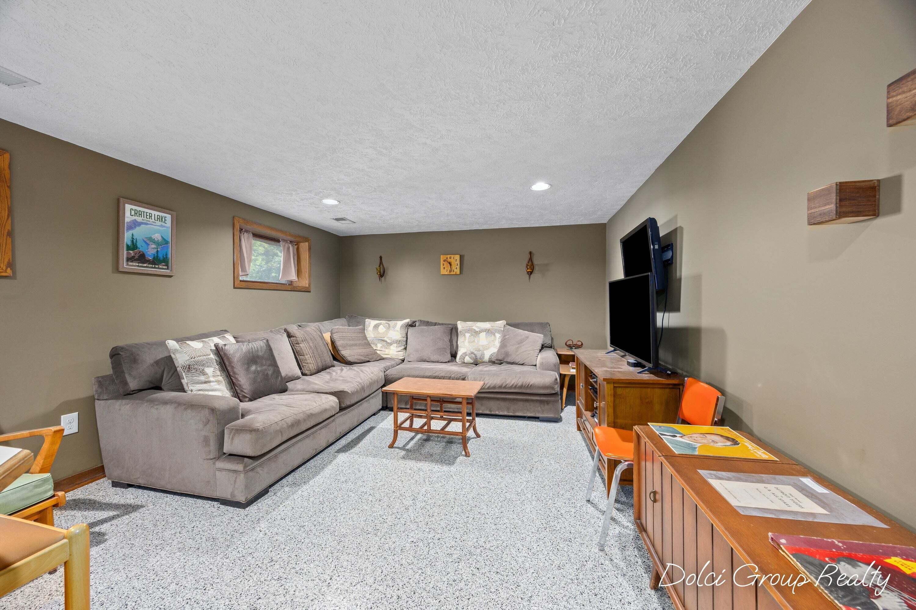 3147 Tuell Street NW Grand Rapids MI 49504