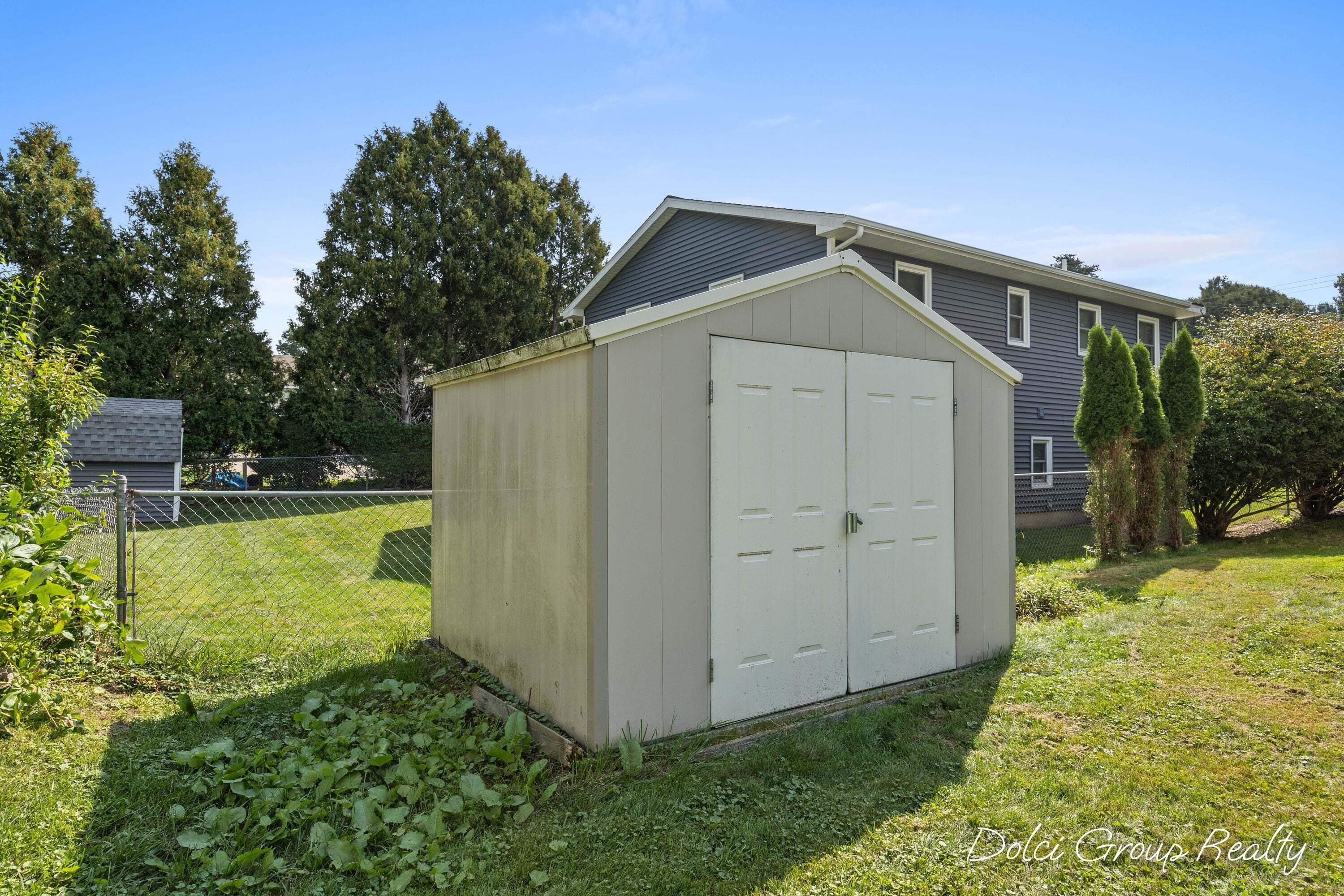 3147 Tuell Street NW Grand Rapids MI 49504