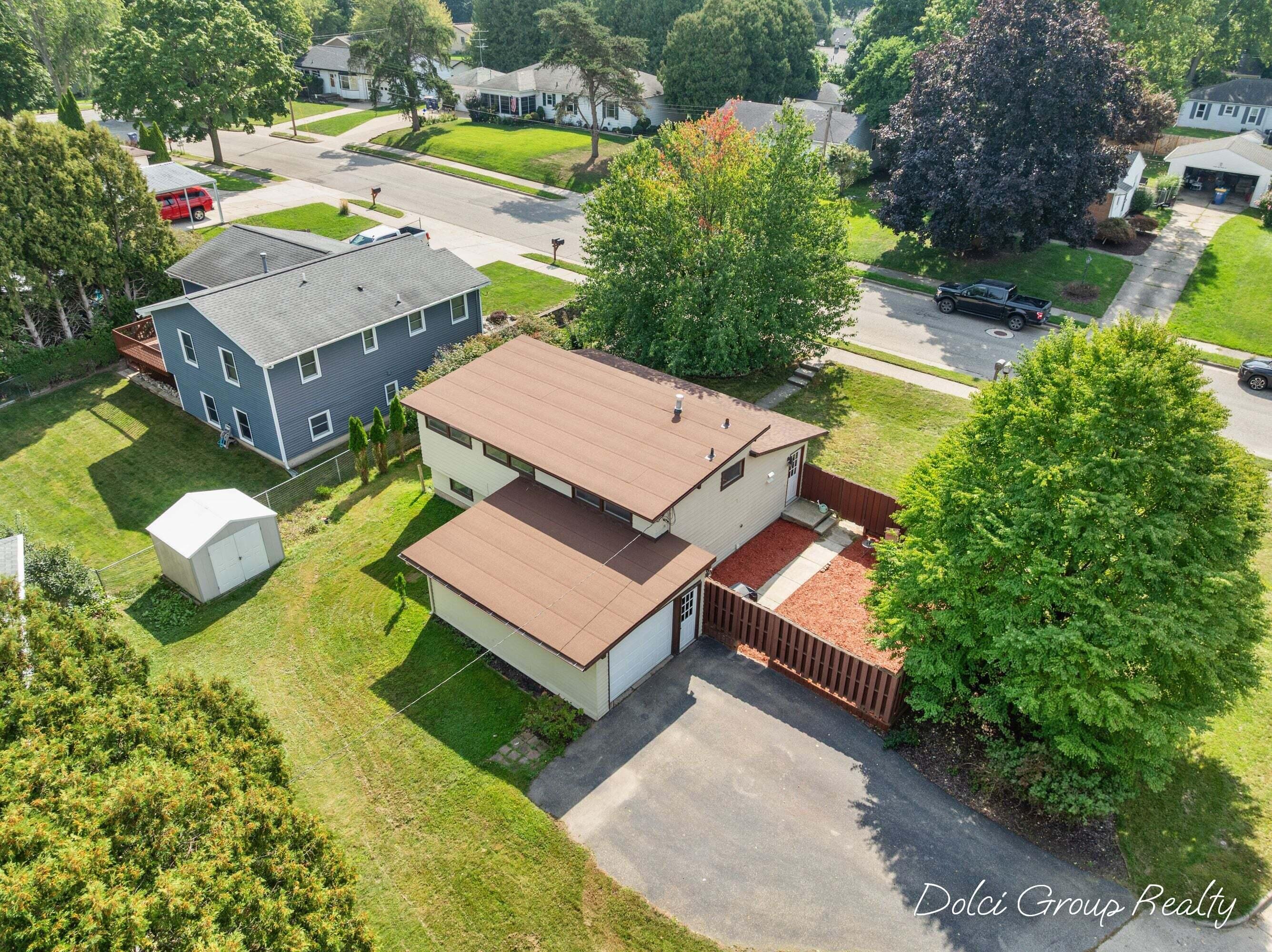 3147 Tuell Street NW Grand Rapids MI 49504