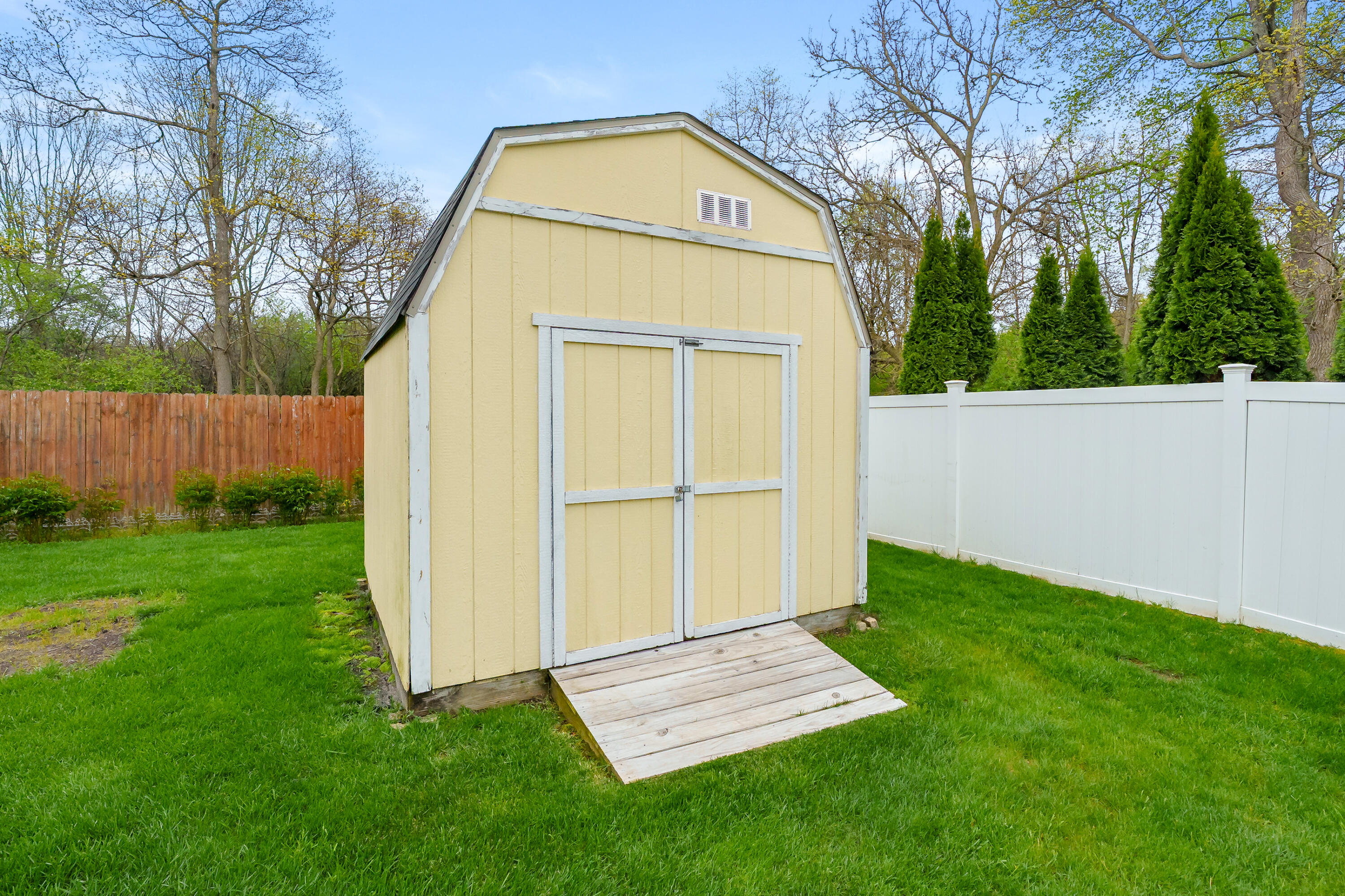 2790 Casper Street Kalamazoo MI 49048