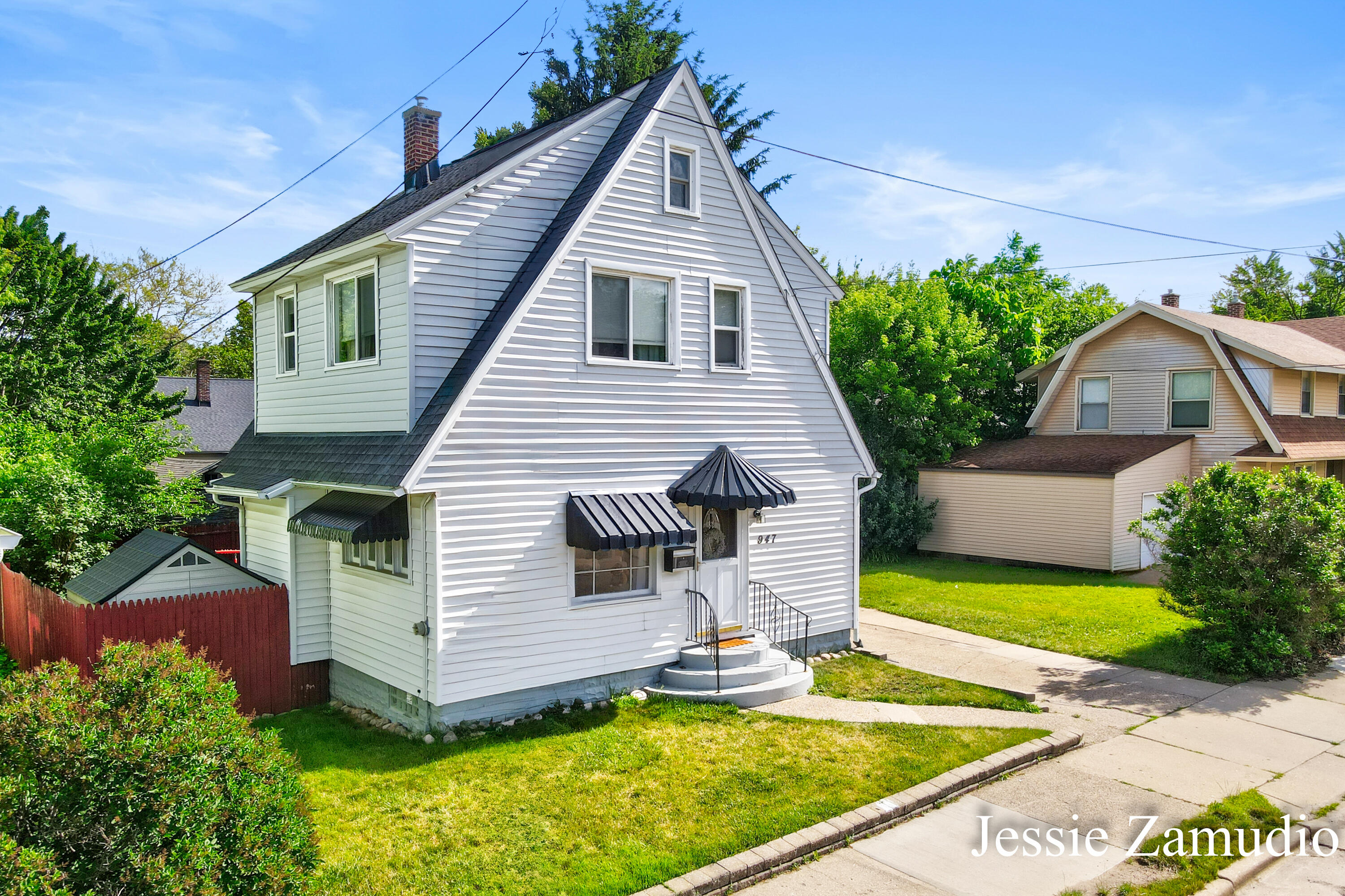 947 Lyon Street NE Grand Rapids MI 49503