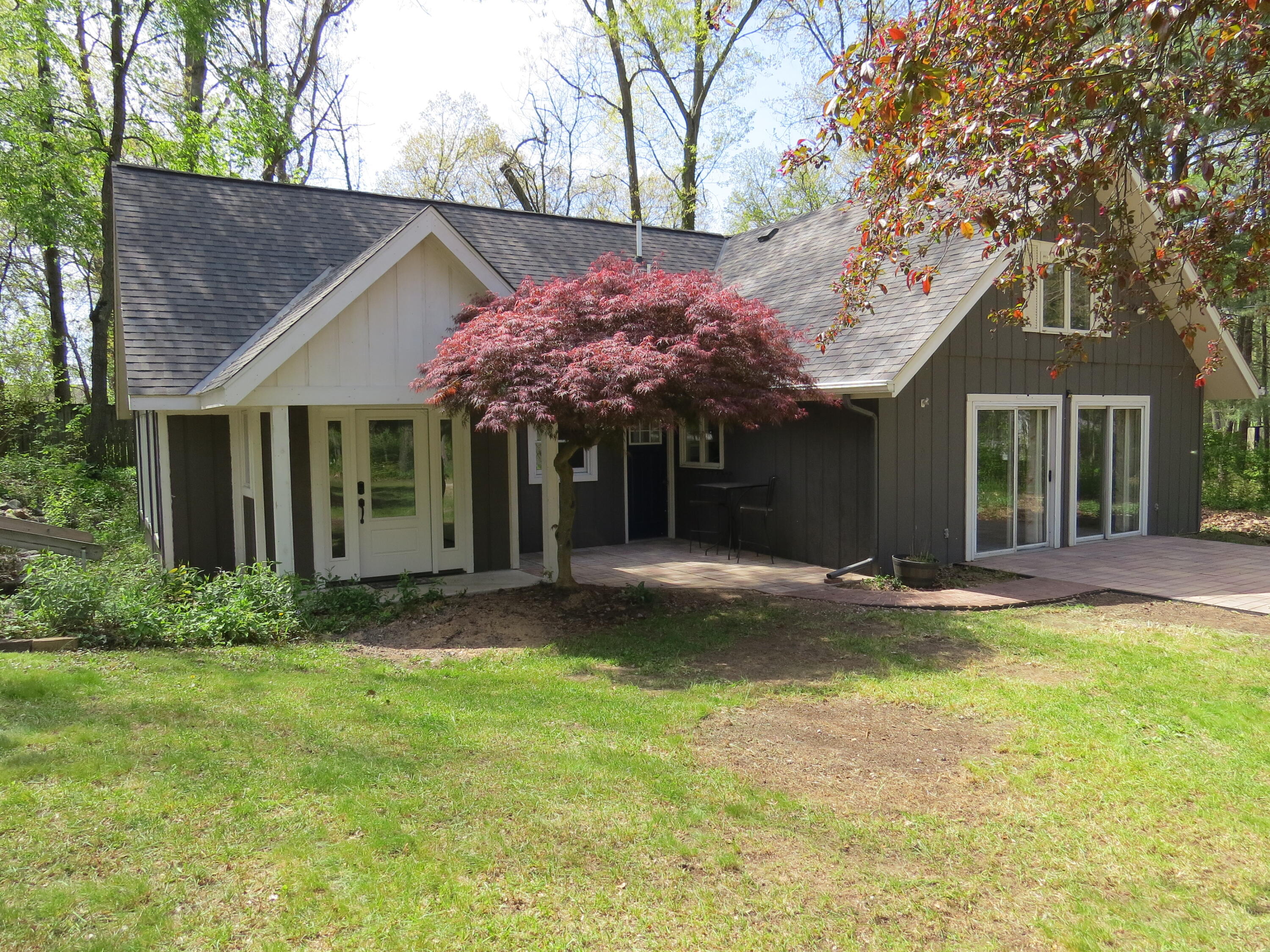 1812 Tomahawk Trail Allegan MI 49010