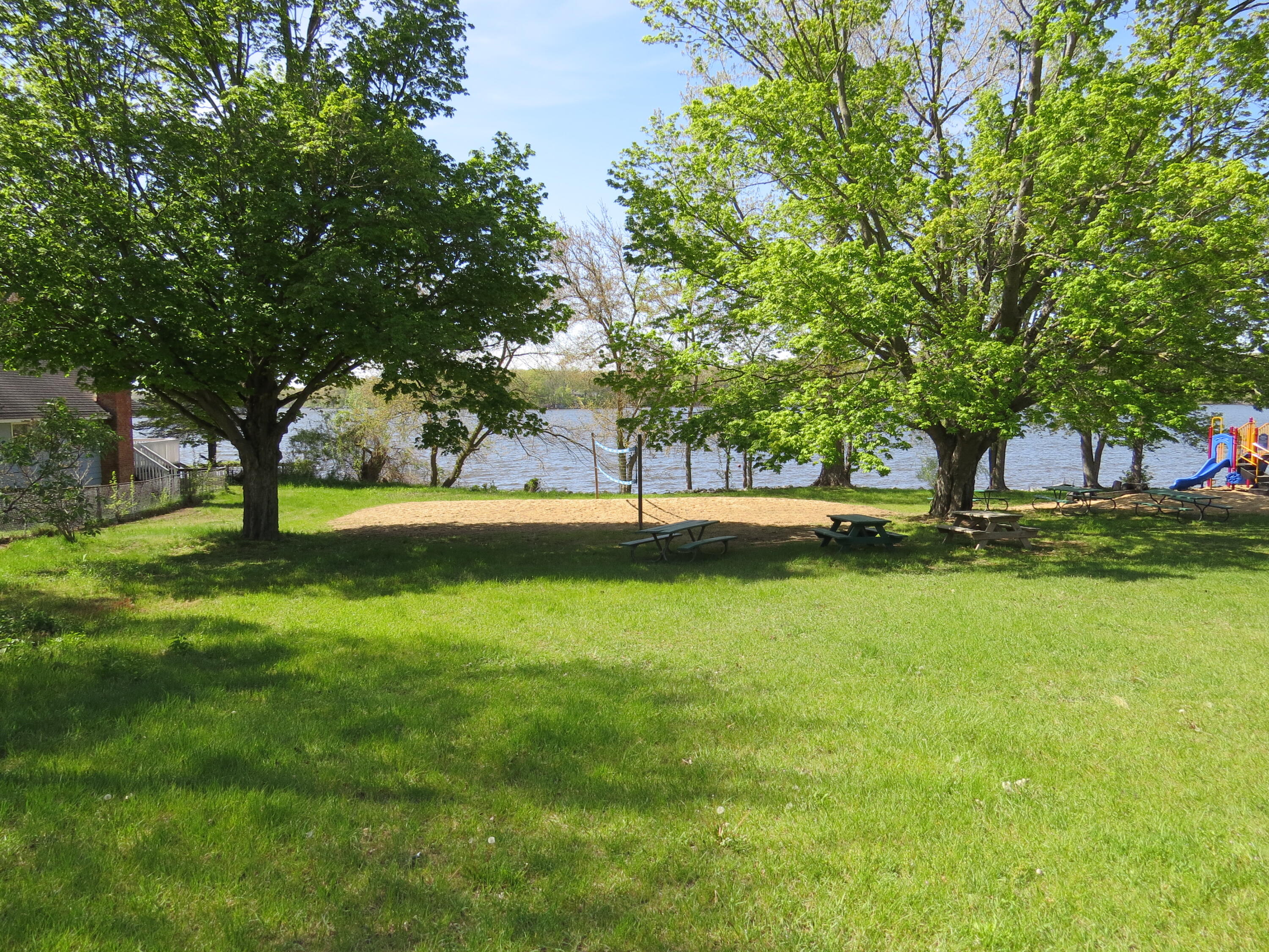 1812 Tomahawk Trail Allegan MI 49010