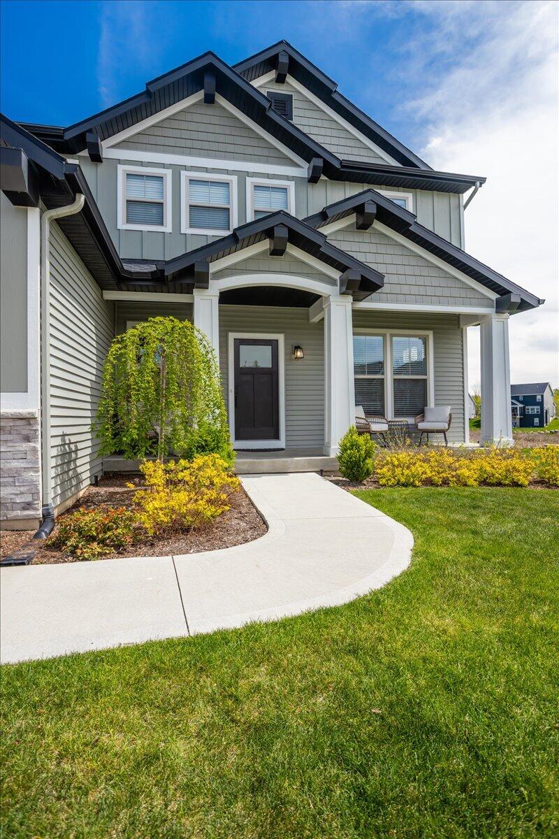 348 Hawkchase Court Grand Rapids MI 49525