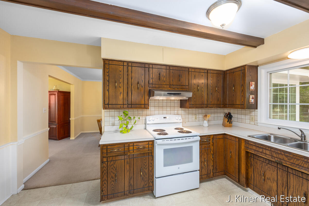 1408 Seminole Drive Holland MI 49424