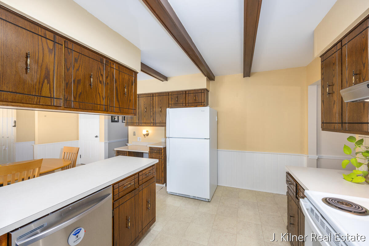 1408 Seminole Drive Holland MI 49424