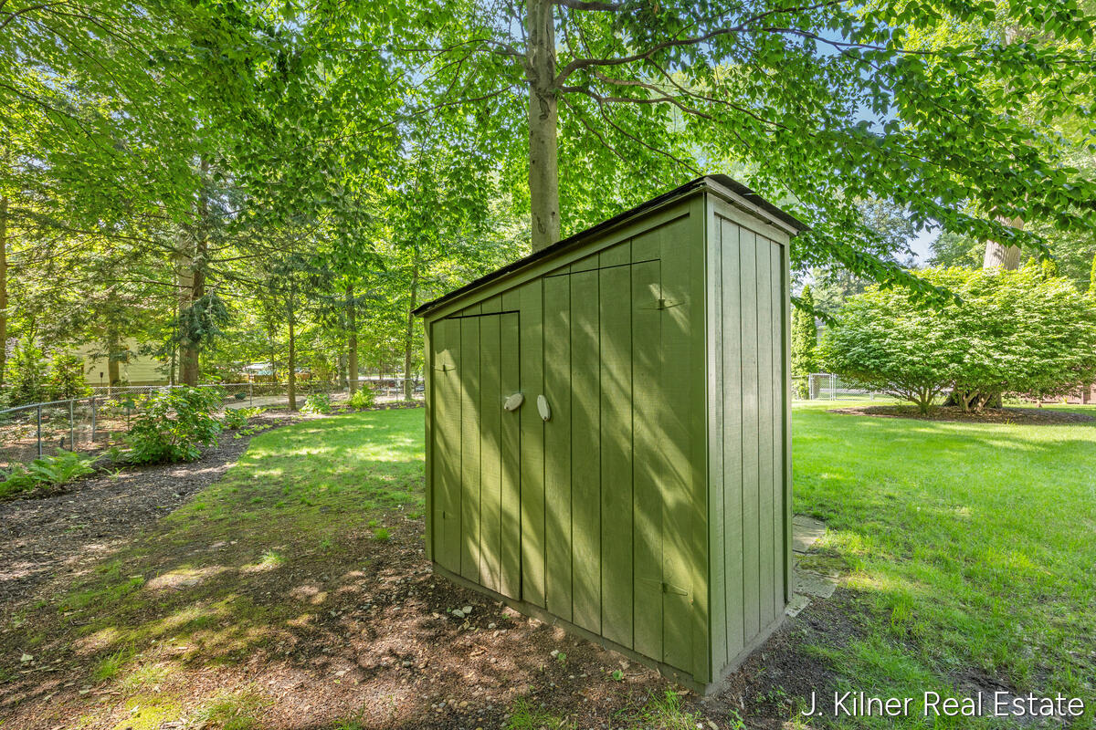 1408 Seminole Drive Holland MI 49424