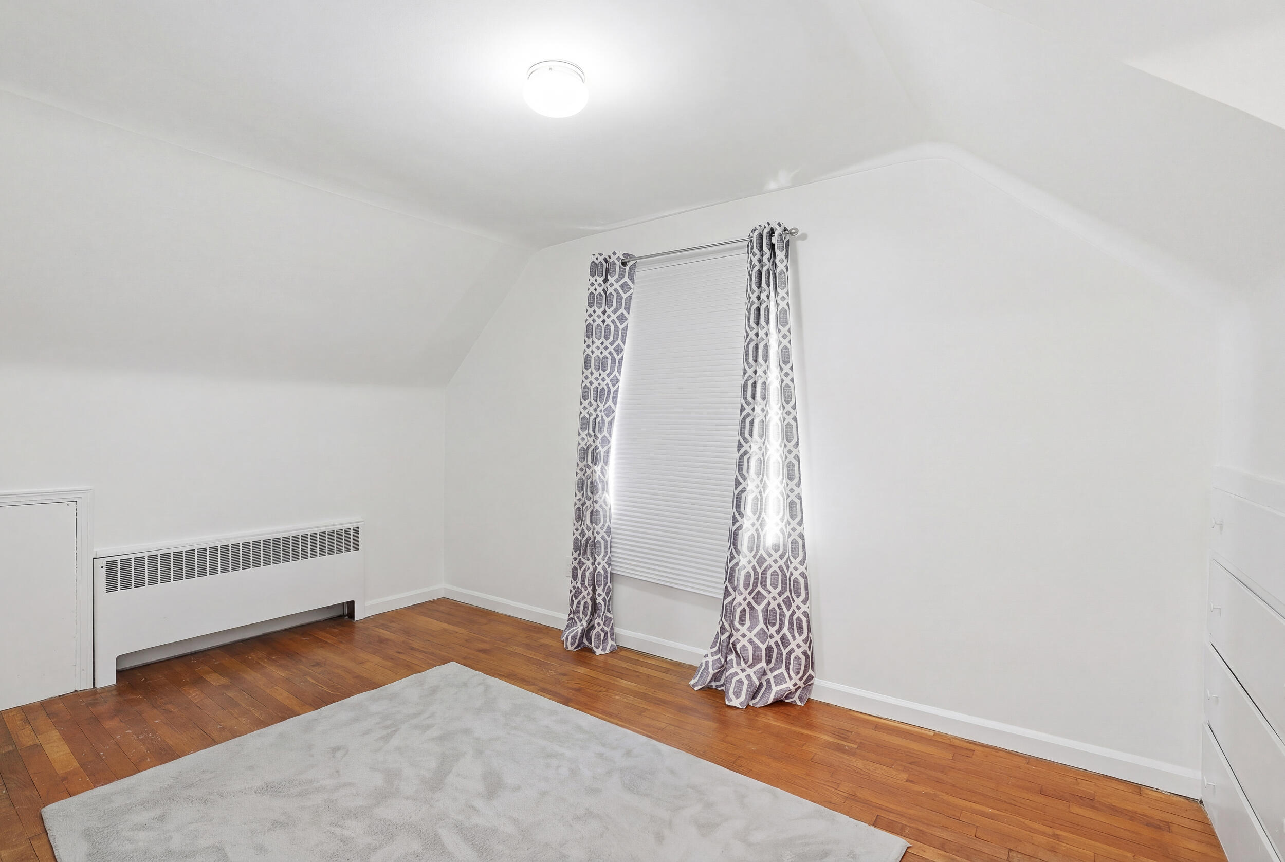 608 Park Street Fenton MI 48430