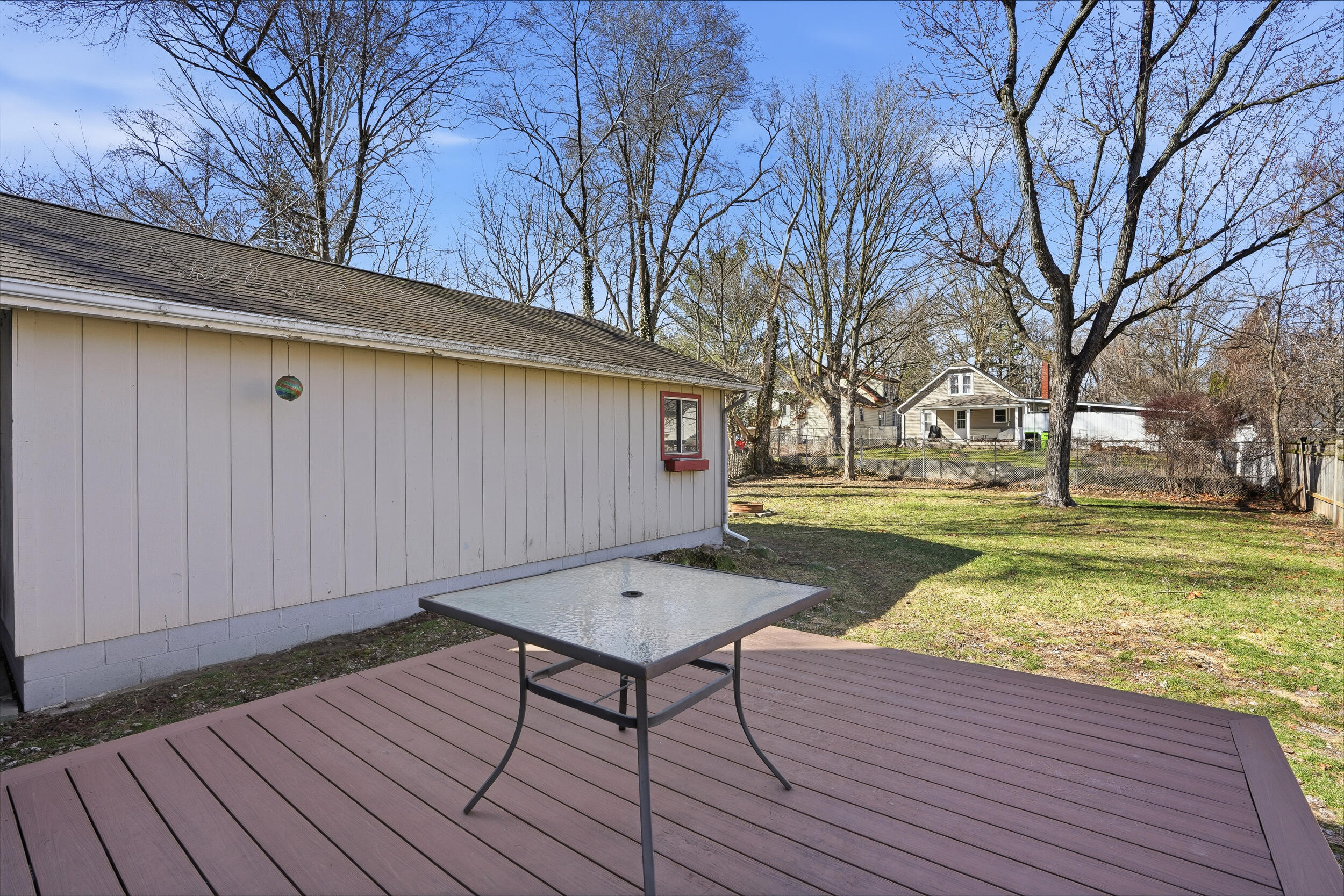 608 Park Street Fenton MI 48430
