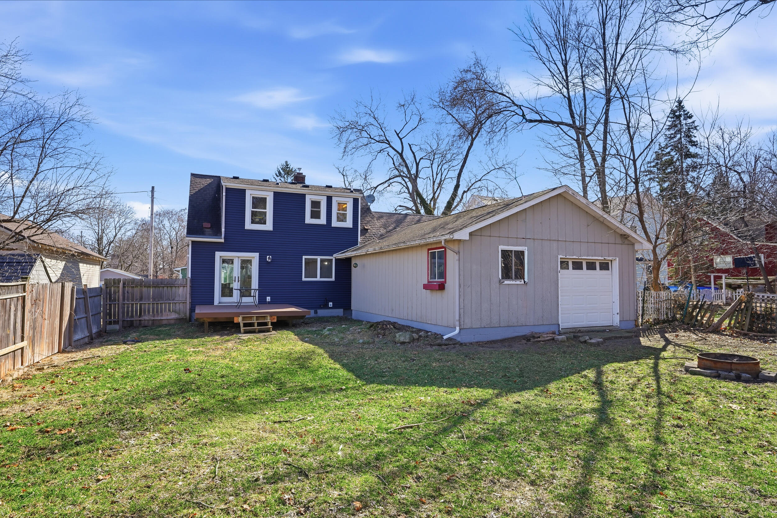 608 Park Street Fenton MI 48430