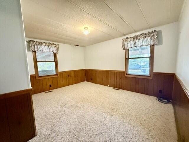 19 Elm Court Muskegon MI 49445
