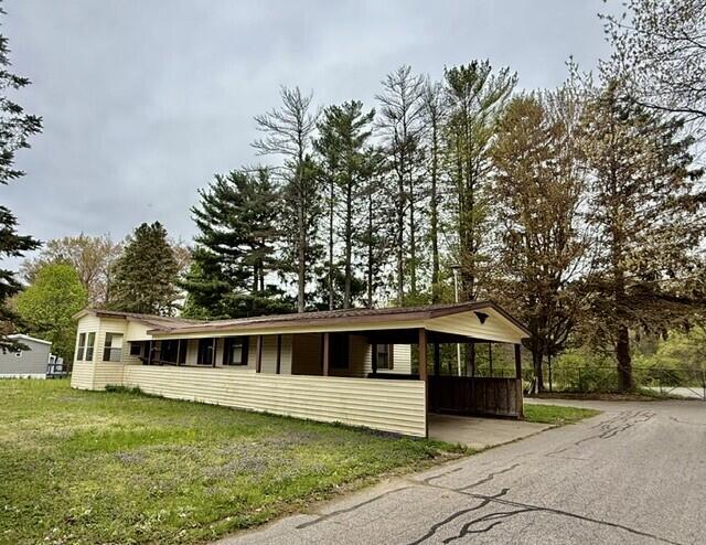 19 Elm Court Muskegon MI 49445