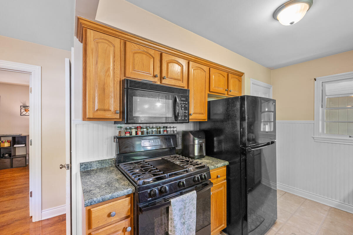 2100 Cambridge Drive SE Grand Rapids MI 49506