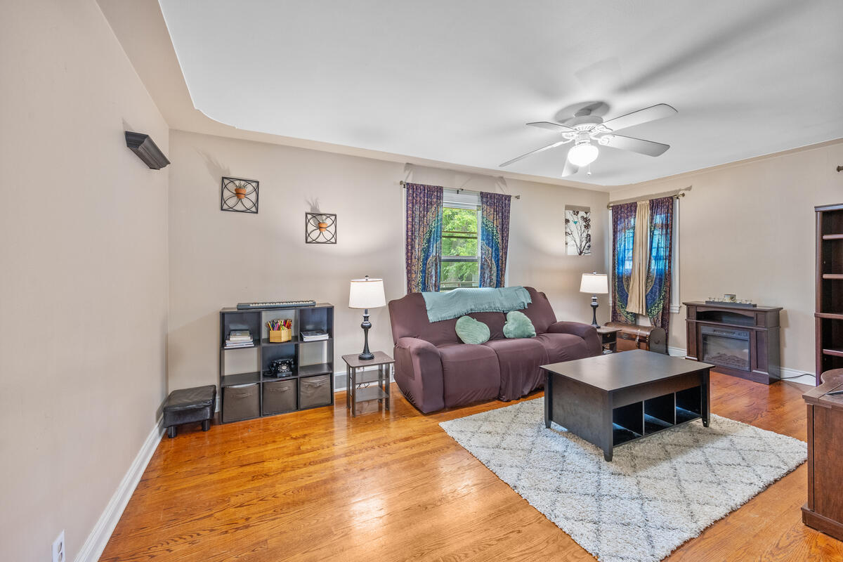 2100 Cambridge Drive SE Grand Rapids MI 49506