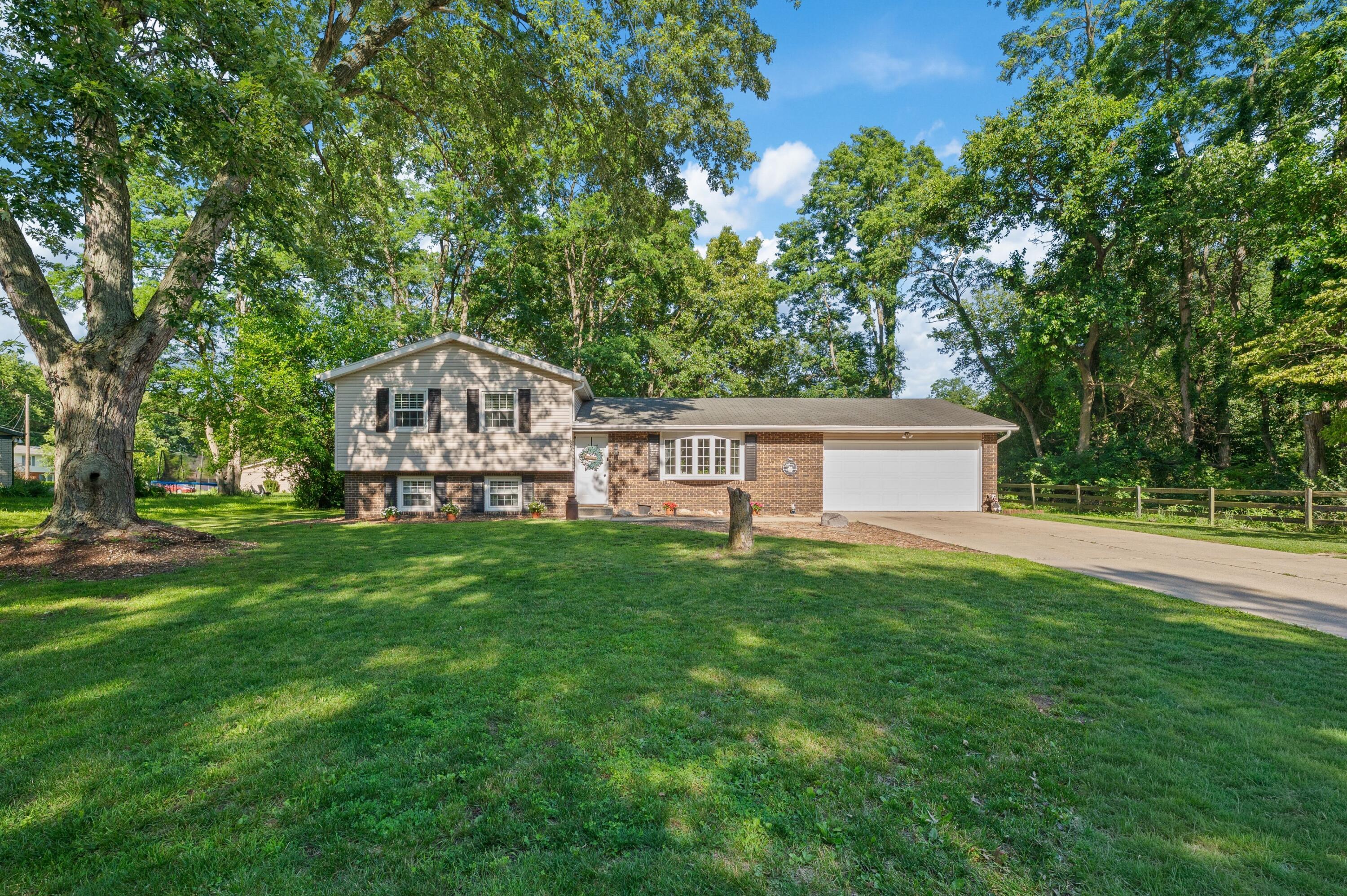 1523 Balmoral Lane Niles MI 49120