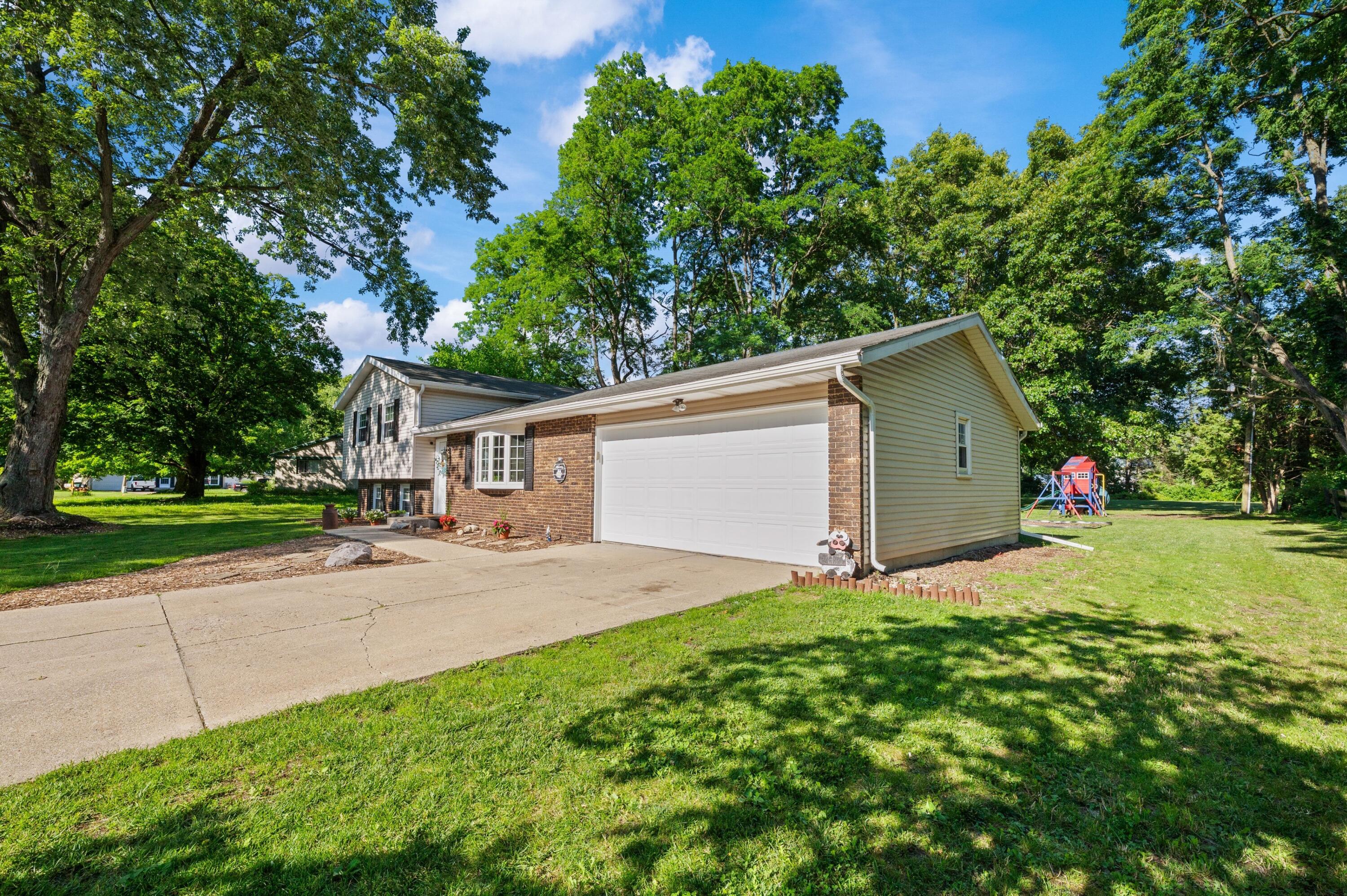 1523 Balmoral Lane Niles MI 49120