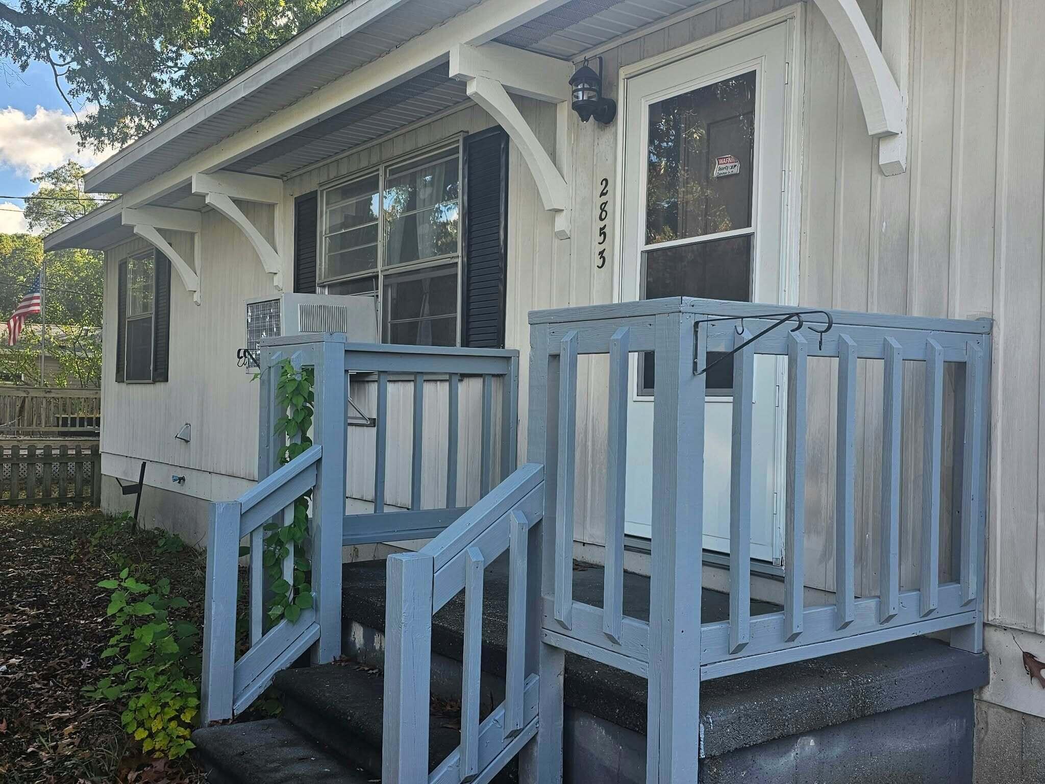 2853 Valley Street Muskegon MI 49444