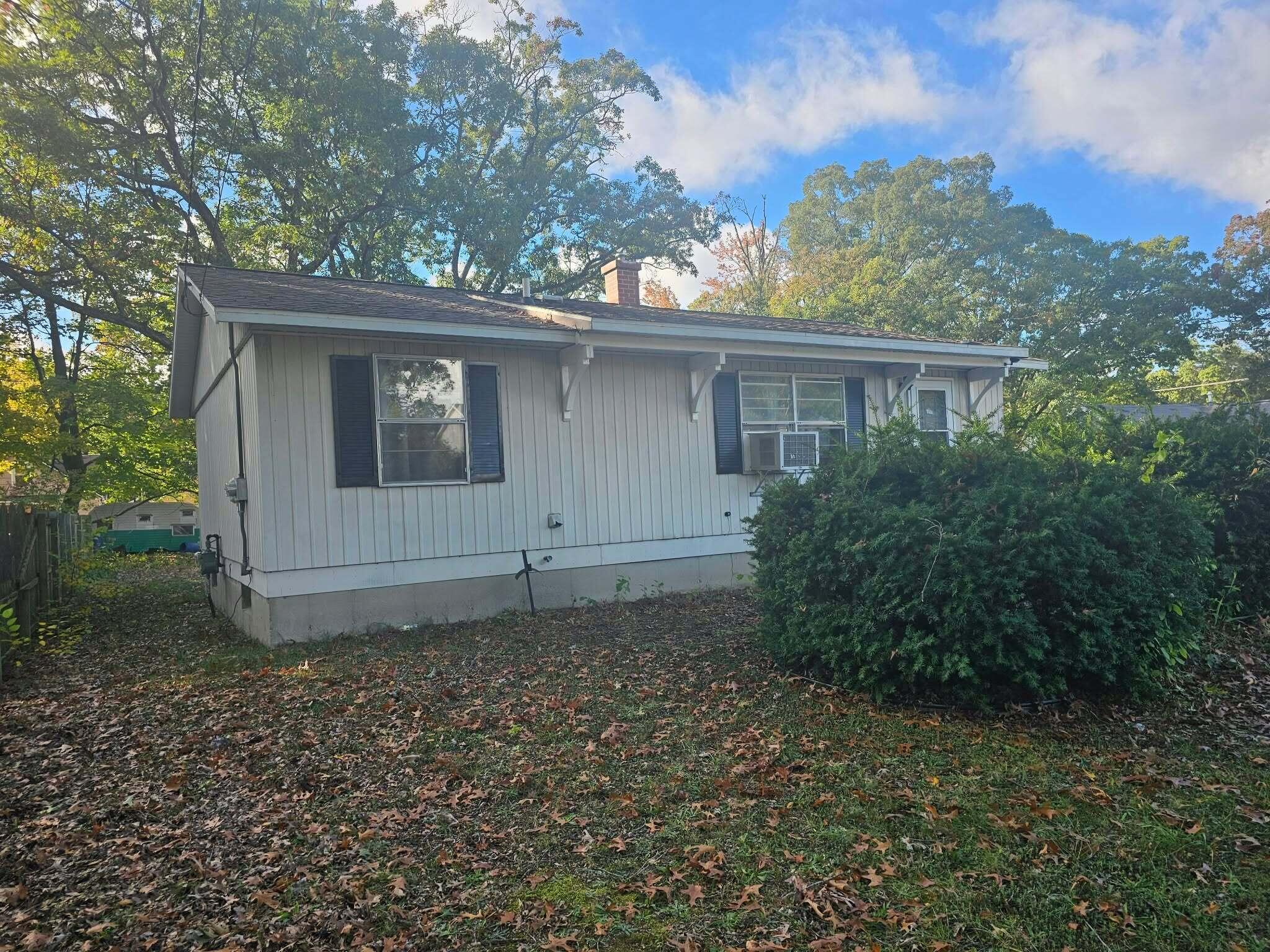 2853 Valley Street Muskegon MI 49444