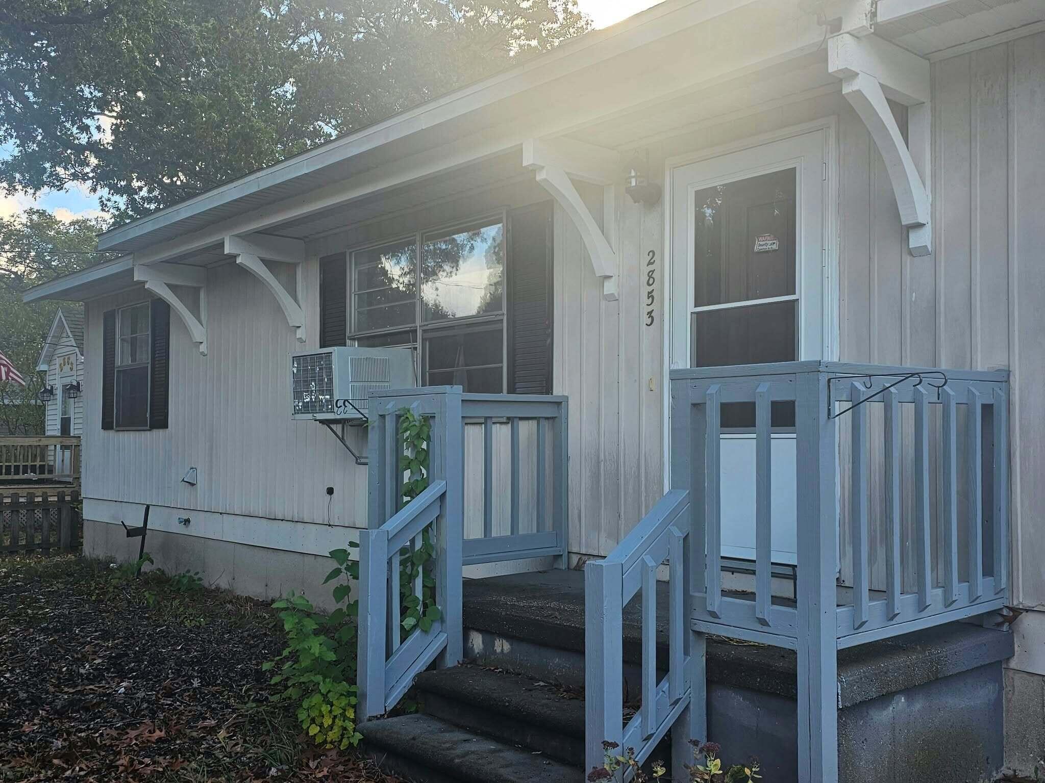 2853 Valley Street Muskegon MI 49444