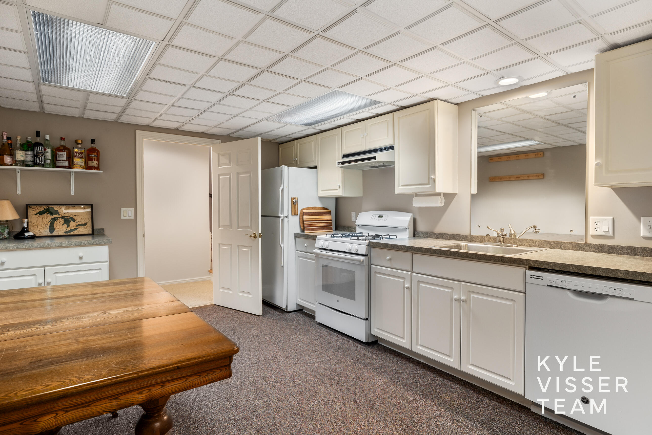 1104 Idema Drive SE East Grand Rapids MI 49506