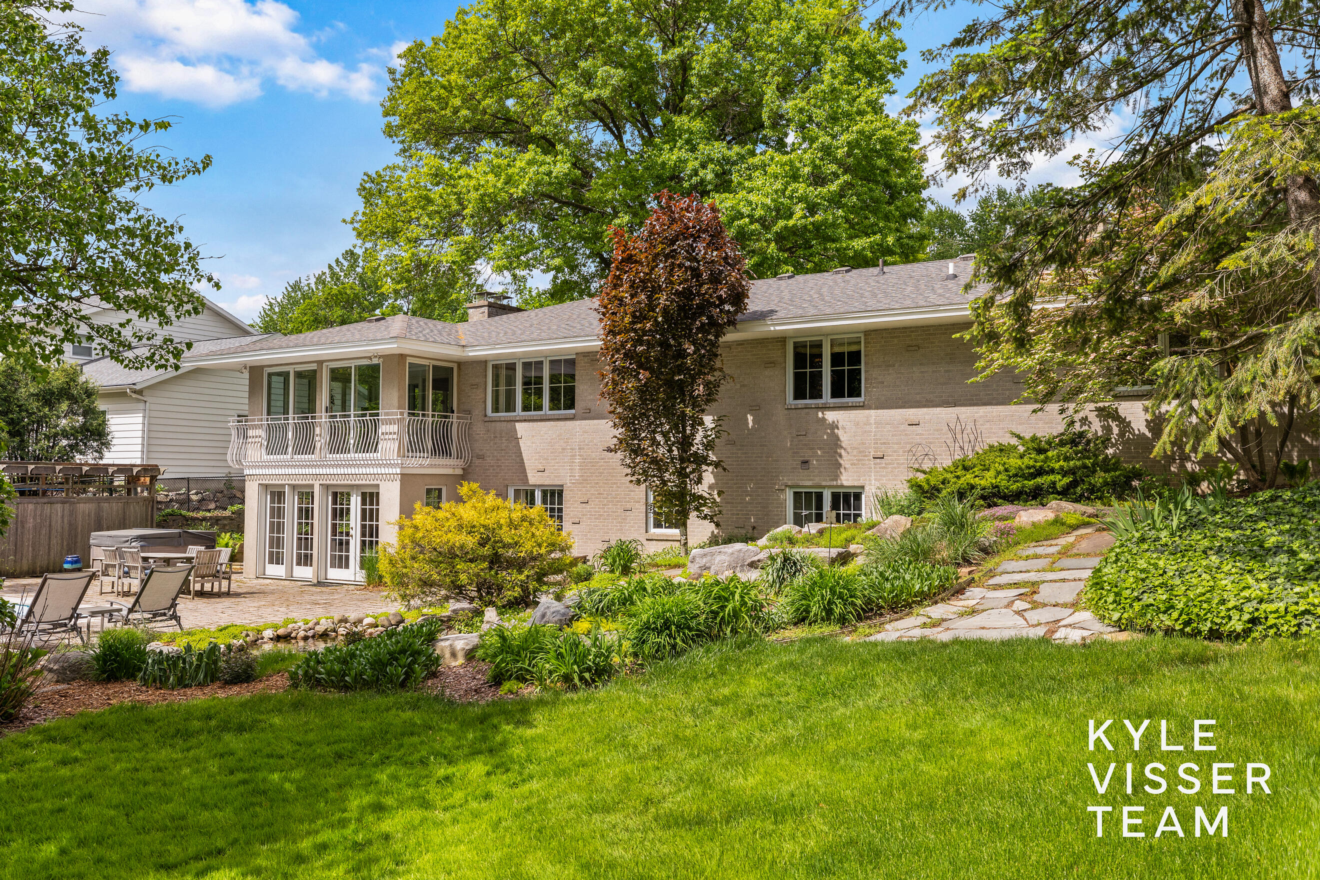1104 Idema Drive SE East Grand Rapids MI 49506