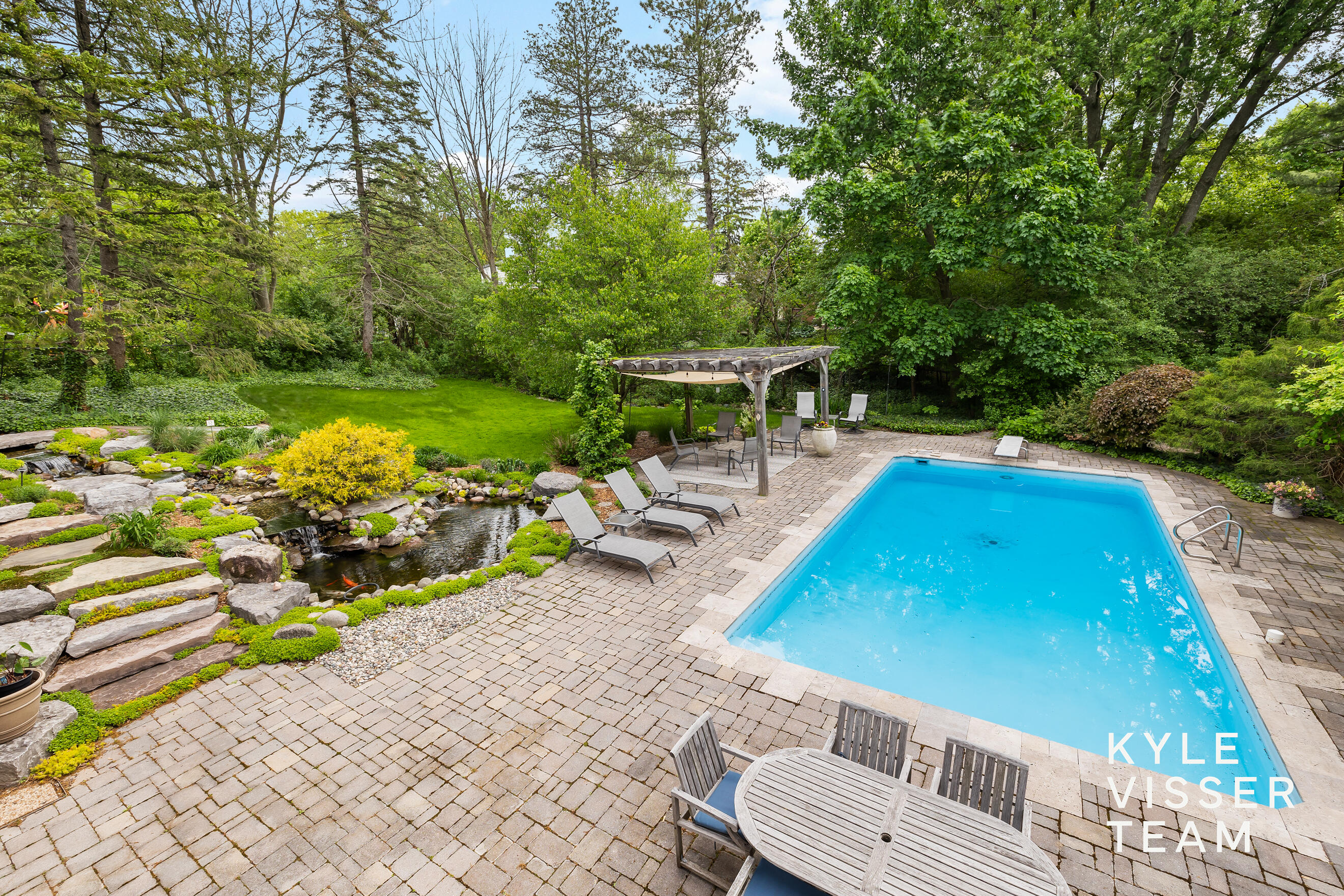 1104 Idema Drive SE East Grand Rapids MI 49506